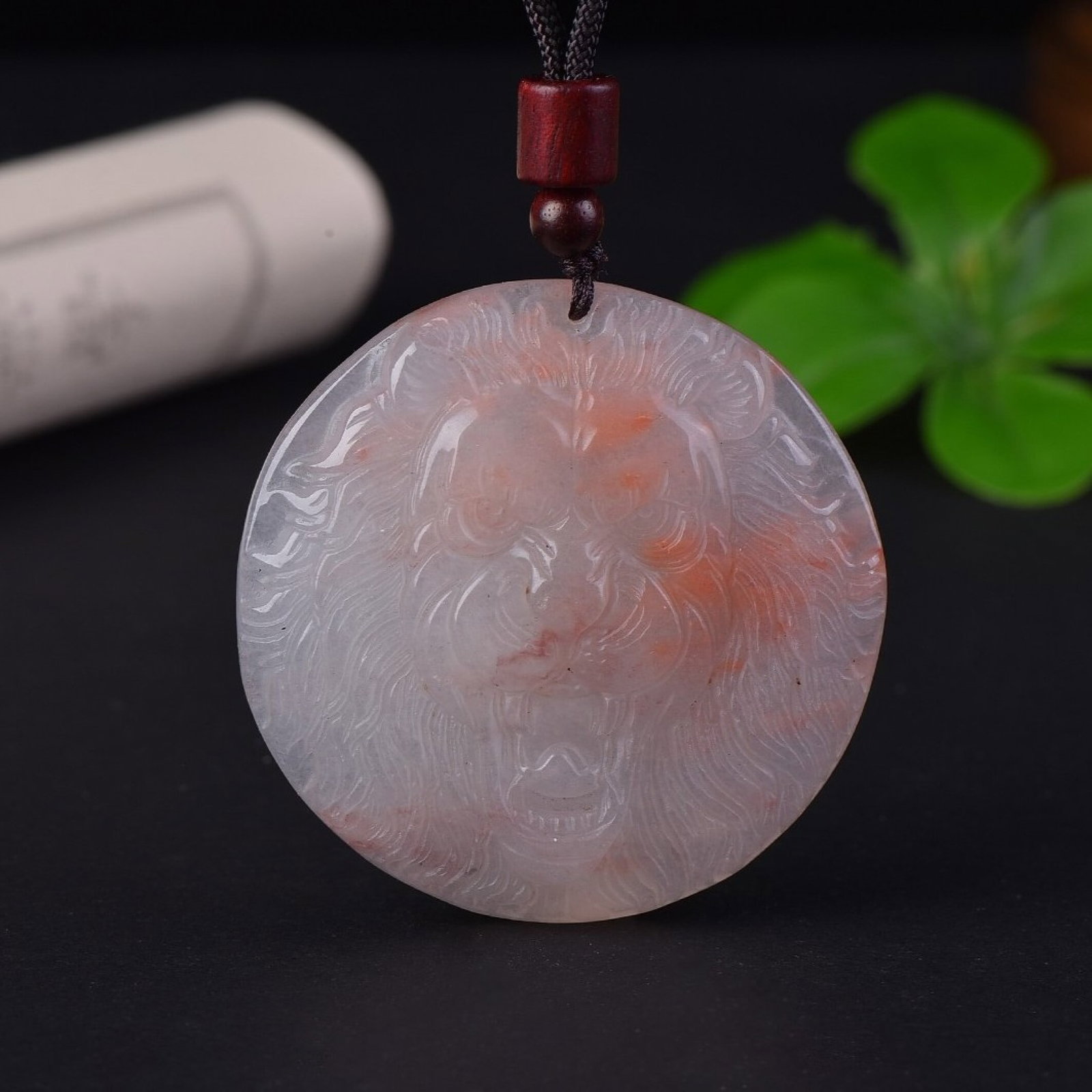 An Exquisite White Jade Lion Pattern Pendant: An Exquisite White Jade Lion Pattern Pendant,Size:52mmx52mm 白玉狮纹挂件