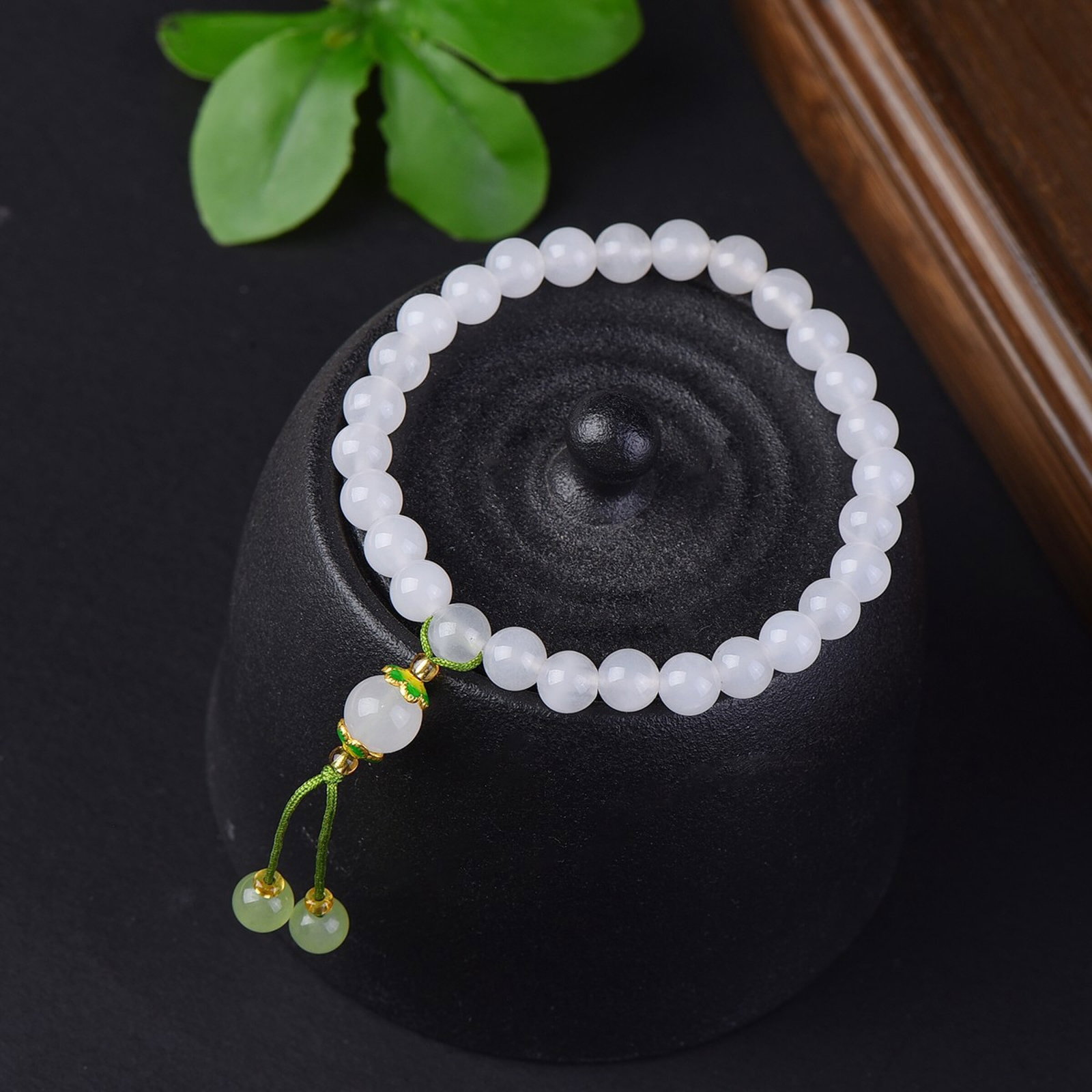 An Exquisite White Jade Bracelets - 3