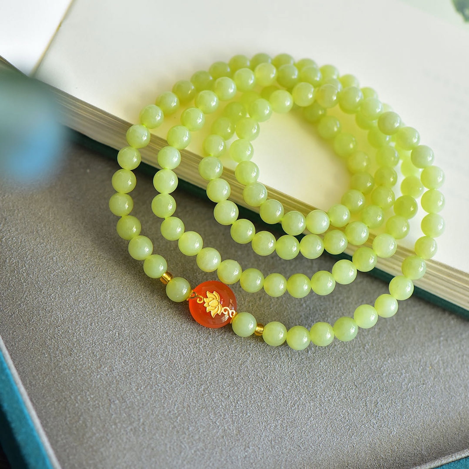 An Exquisite Yellow Jade Bracelets: An Exquisite Yellow Jade Bracelets,Size:6mm 黄玉手串