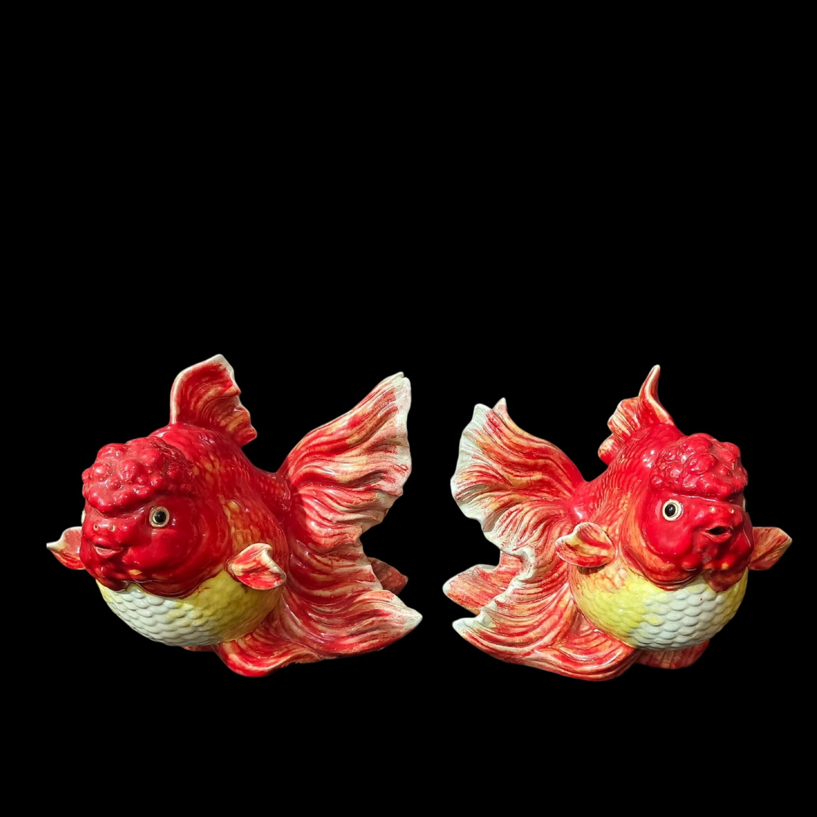 A Pair of Rare Shiwan yao Fish Ornaments: A Pair of Rare Shiwan yao Fish Ornaments,Qing Dynasty,China,With Mark,Size:11.8inx6.7inx9.4in 一对石湾窑鱼摆件,中国清代,带