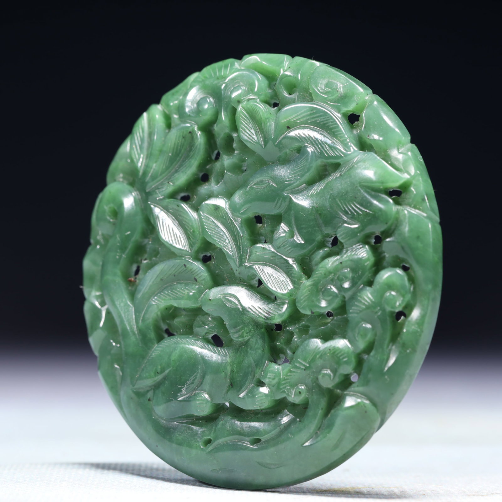 An Exquisite Jasper Deer Pattern Pendant - 2