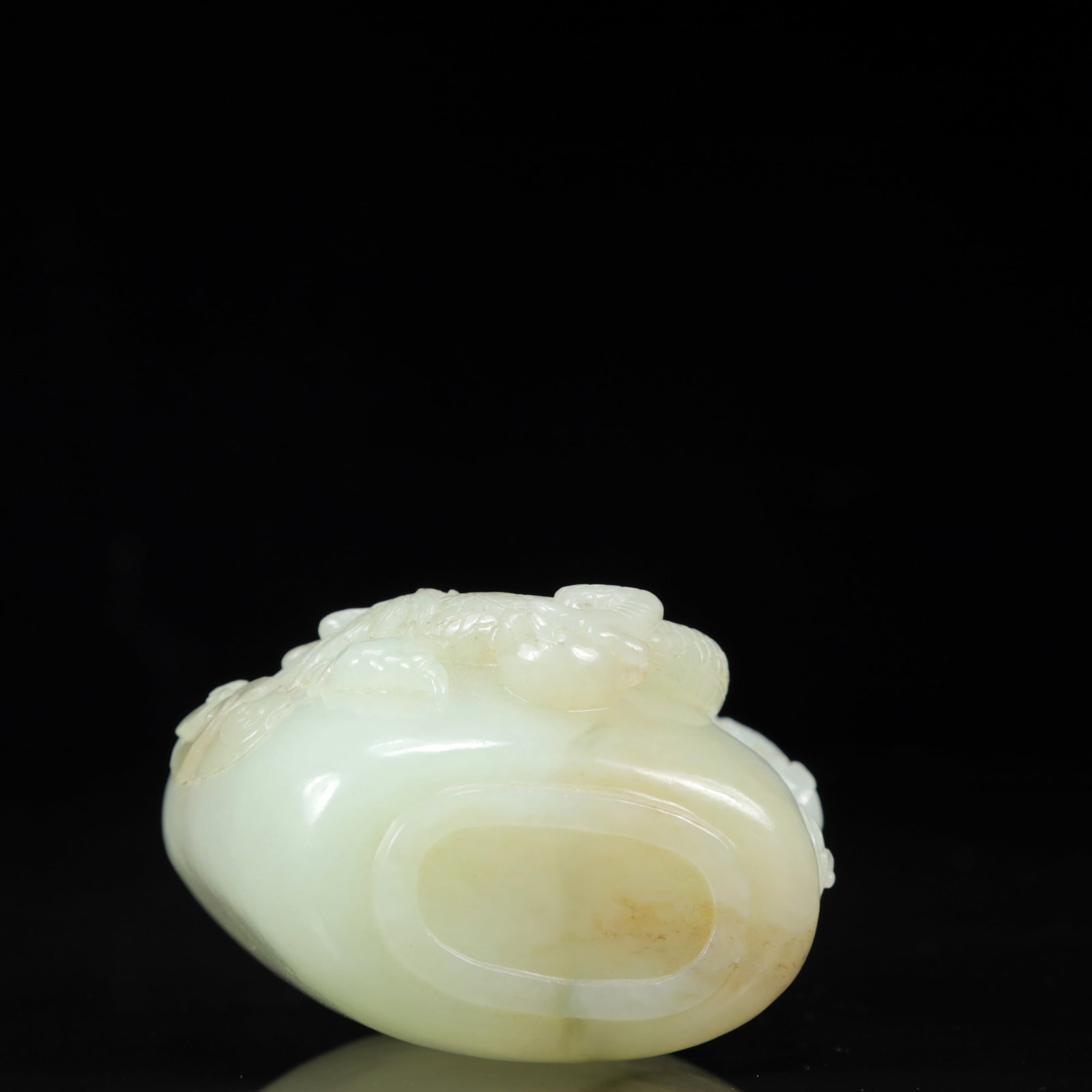 An Exquisite White Jade Dragon Pattern Snuff Bottle - 9
