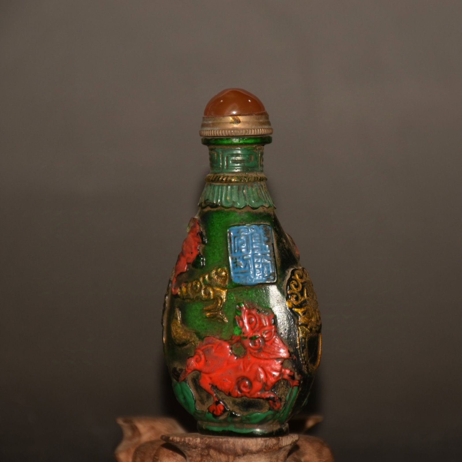 An Exquisite Glass Beast Pattern Snuff Bottle - 4