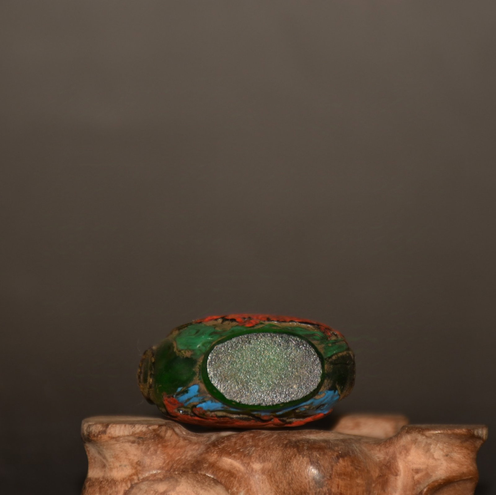 An Exquisite Glass Beast Pattern Snuff Bottle - 9