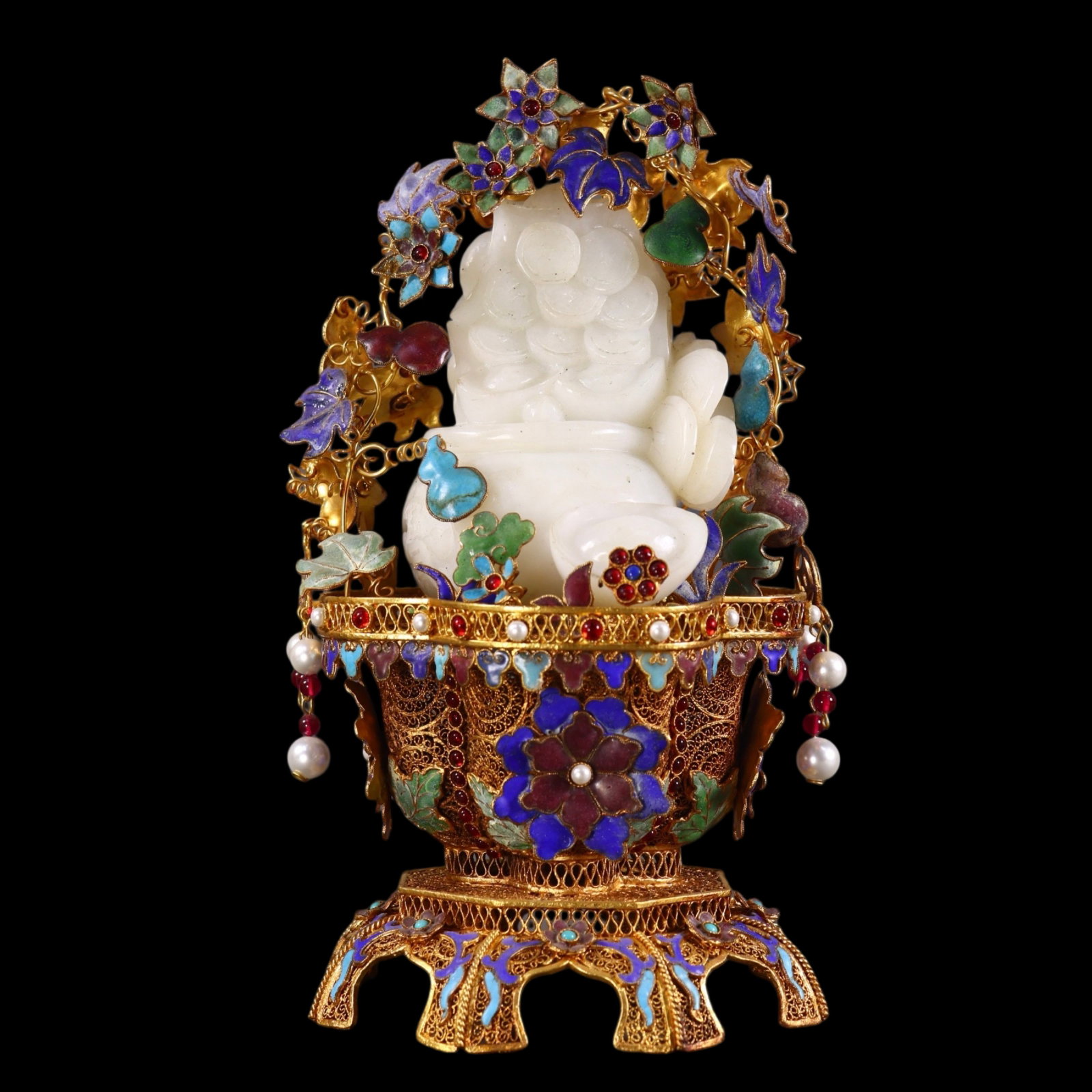 An Exquisite Filigree and Gilding Inlaid White Jade Flower Basket Ornament,Inlaid Pearl: An Exquisite Filigree and Gilding Inlaid White Jade Flower Basket Ornament,Inlaid Pearl,Qing Dynasty,China,Qianlong Four-character Mark,Size:10inx5.7in,Weight:1671g 花丝鎏金