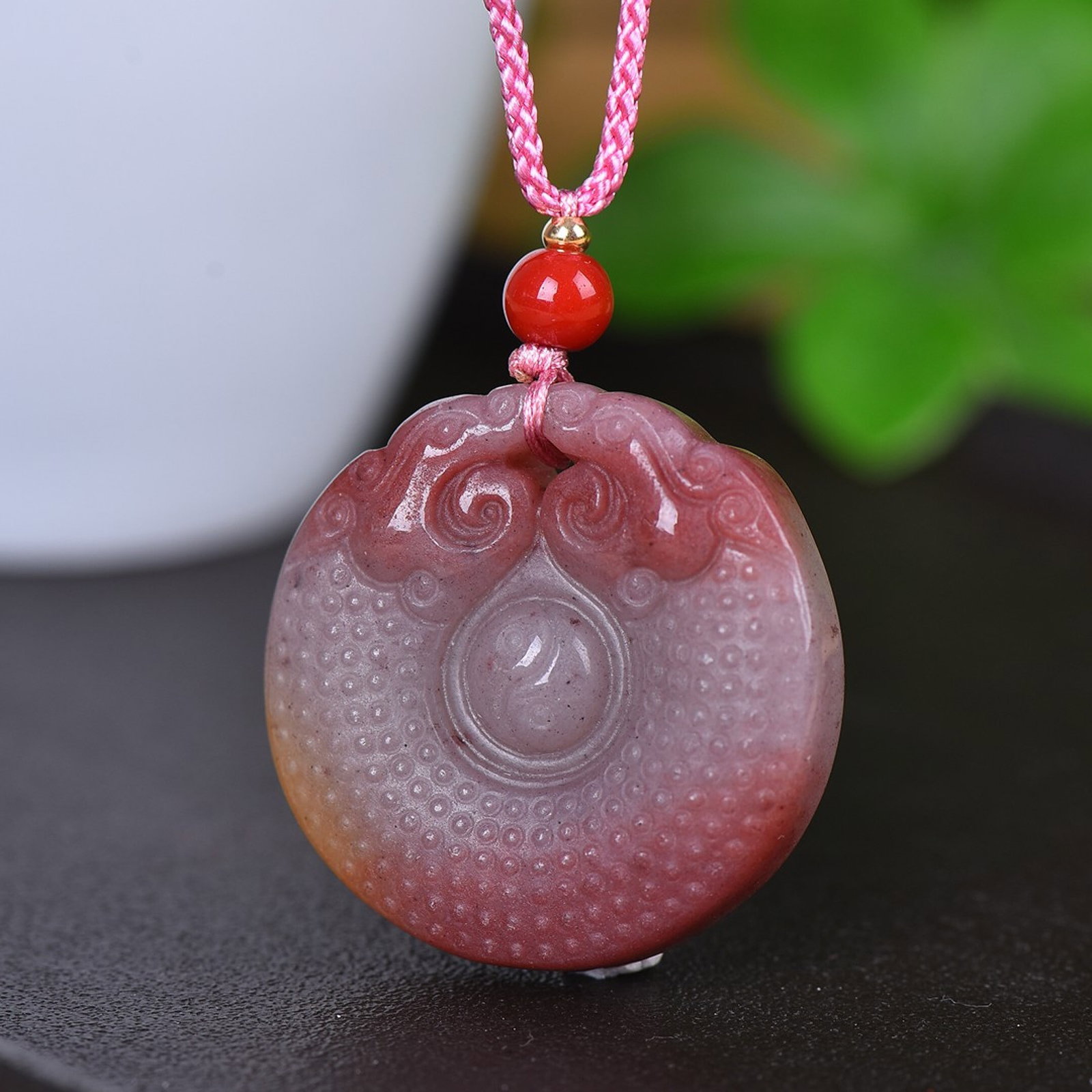 An Exquisite Jadeite Dragon Pattern Pendant - 2