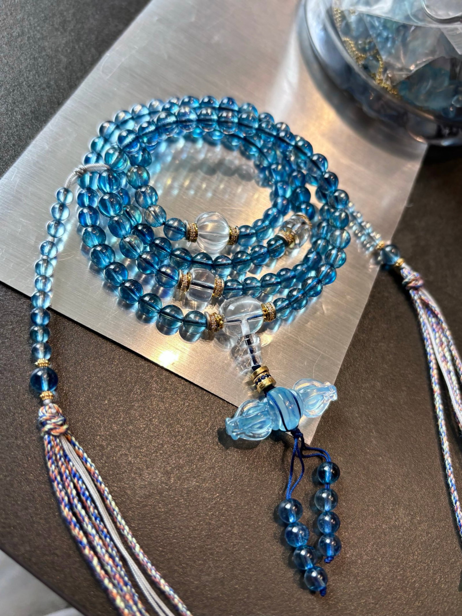 An Exquisite Aquamarine Pendant: An Exquisite Aquamarine Pendant,Size:5.8mm,Weight:47.6g 海蓝宝挂件