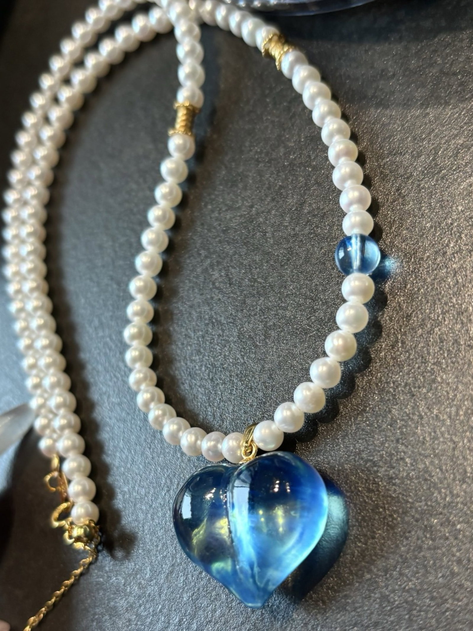 An Exquisite Aquamarine Necklace,Inlaid Pearl: An Exquisite Aquamarine Necklace,Inlaid Pearl,Size:22mmx18mm,Weight:16g 海蓝宝项链,嵌珍珠