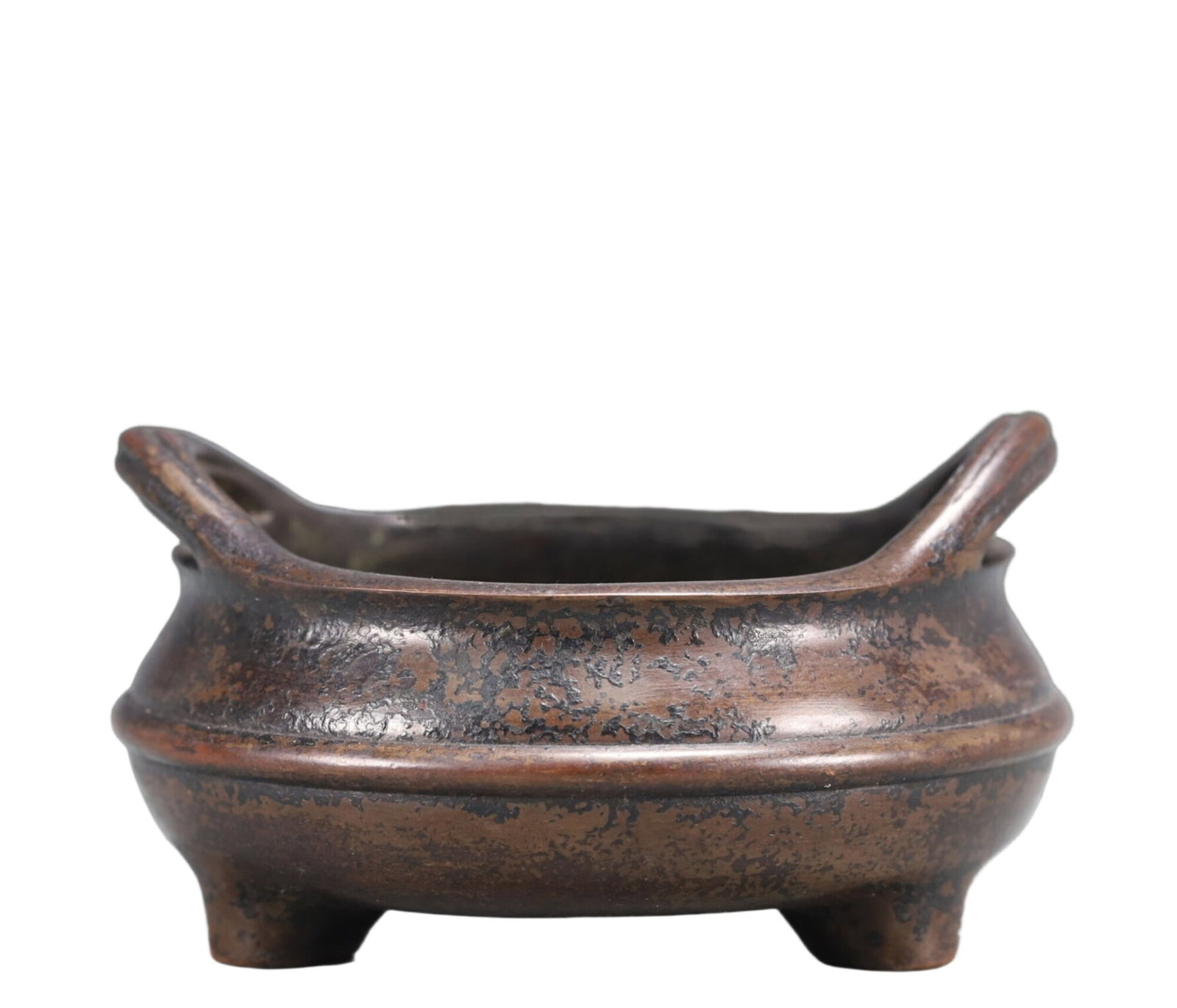 An Exquisite Bronze Double-Ears and Tripod Censer: An Exquisite Bronze Double-Ears and Tripod Censer,Ming Dynasty, China,Xuande Mark,Size:4.1inx2.2in Weight:750g
