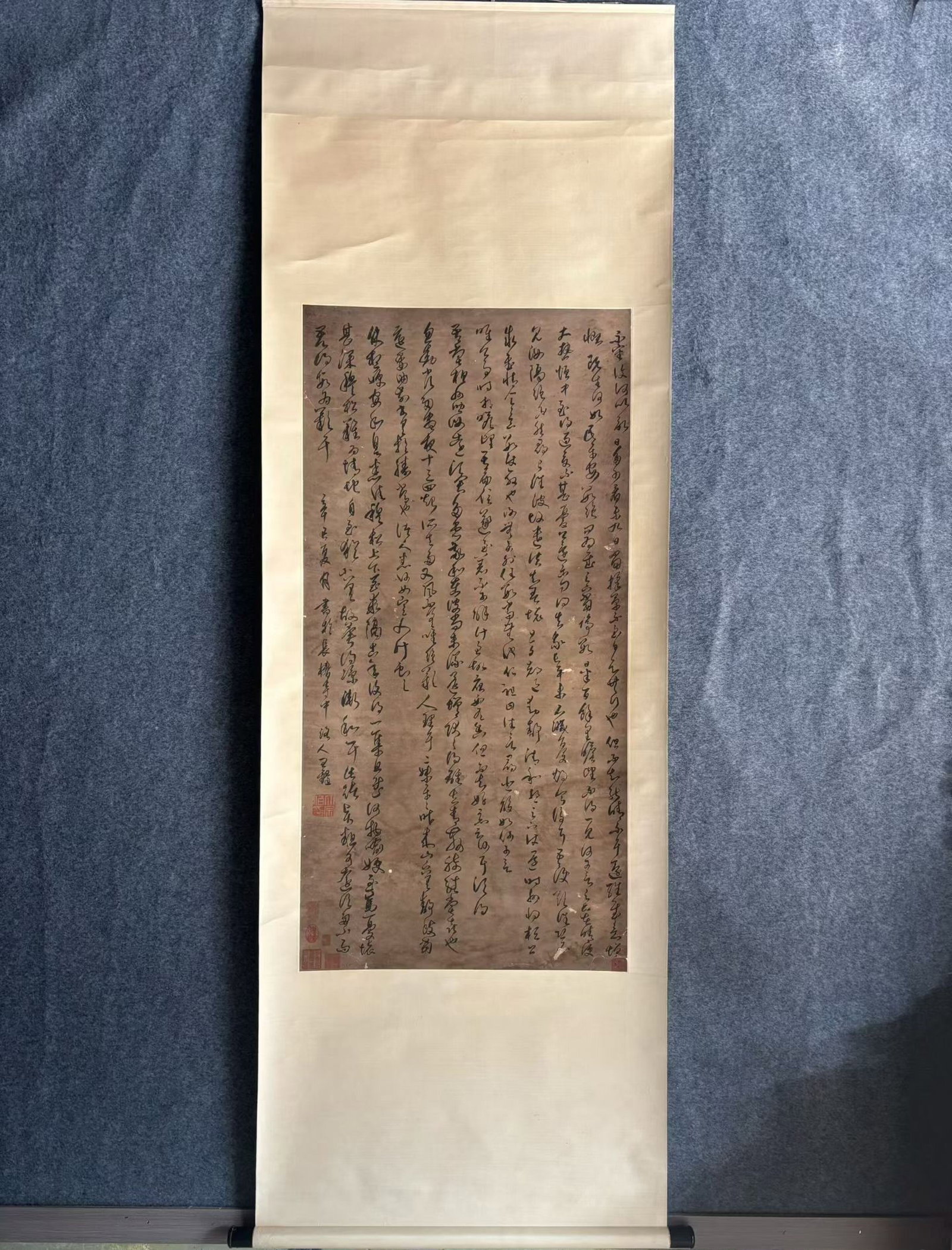 A Chinese Vertical Scroll Ink Calligraphy on Paper: A Chinese Vertical Scroll Ink Calligraphy on Paper,Wang Duo,Size:50.8inx25.2in 一幅中国水墨书法立轴,王铎