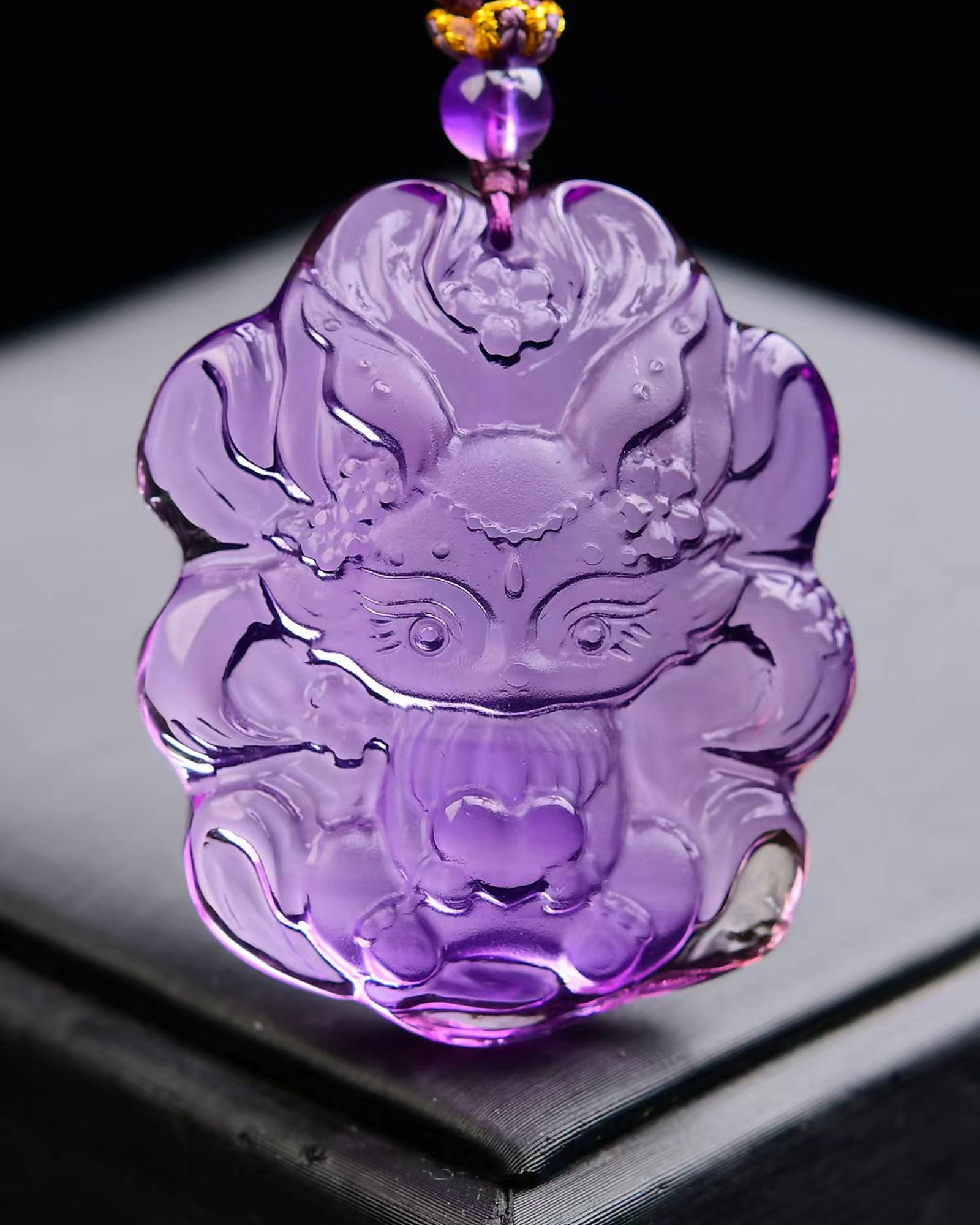 An Exquisite Crystal Nine-Tailed Fox Pendant: An Exquisite Crystal Nine-Tailed Fox Pendant,Size:41mmx34mmx13mm,Weight:25.8g 水晶九尾狐吊坠