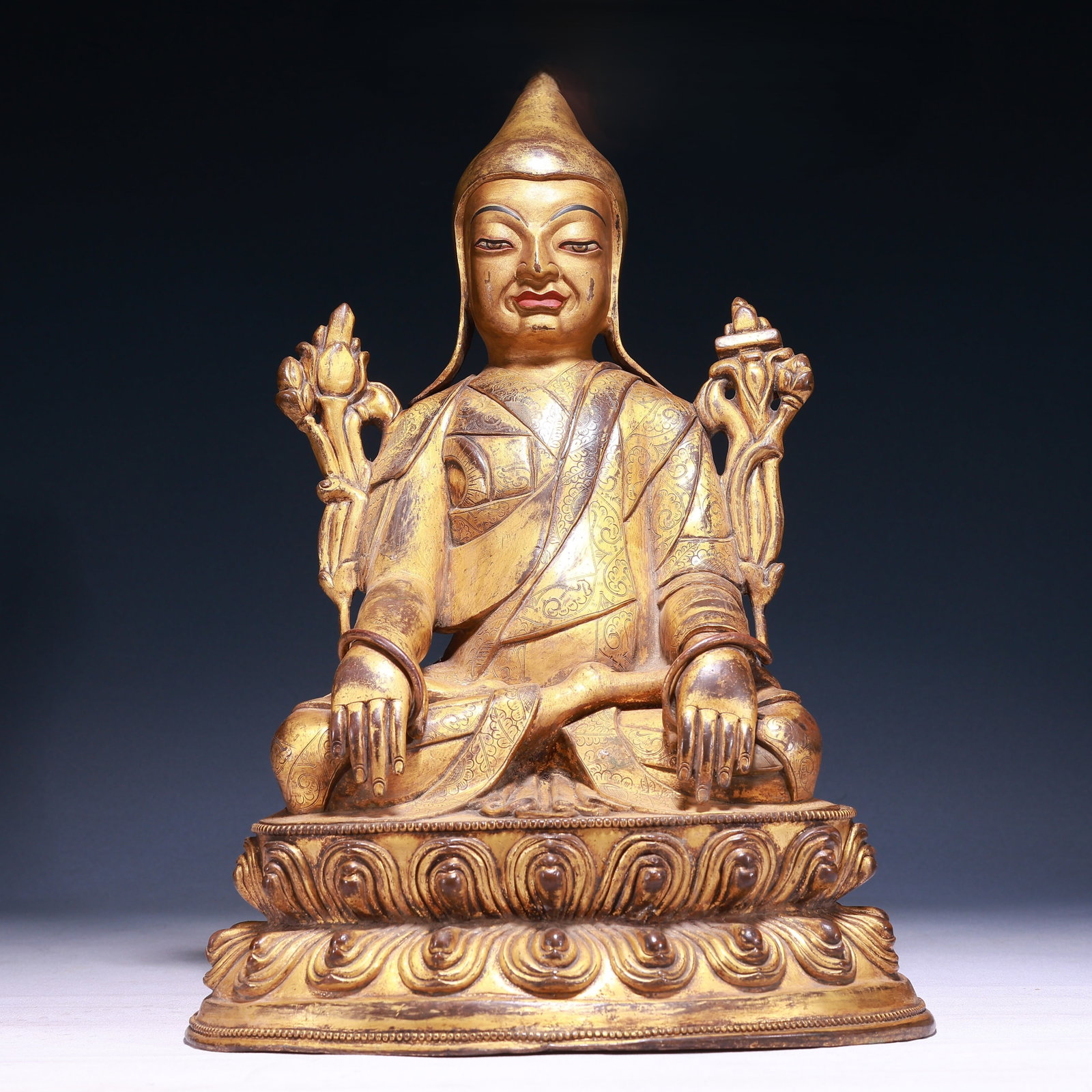 A Solemn Gilt Bronze Statue of Tsongkhapa: A Solemn Gilt Bronze Statue of Tsongkhapa,Qing Dynasty,China,Size:11inx7.9inx16.9in,Weight:11650g 铜鎏金宗喀巴像,中国清代
