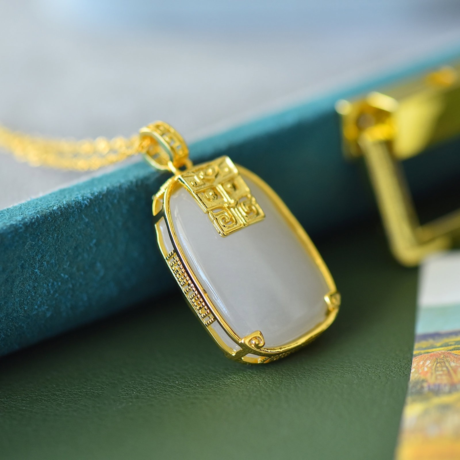 An Exquisite Pendant - 3