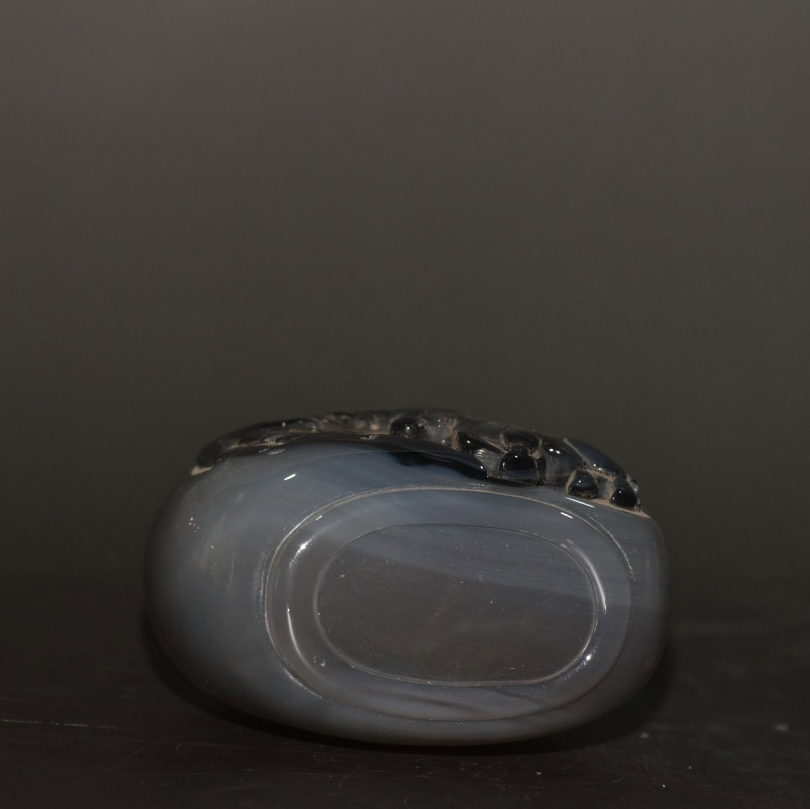 An Exquisite Agate Horse Pattern Snuff Bottle - 9