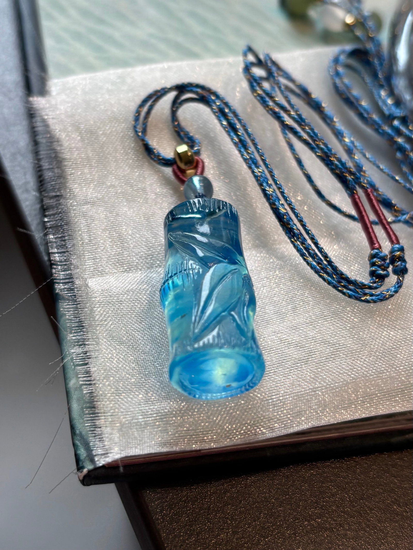 An Exquisite Aquamarine Bamboo Pattern Necklace: An Exquisite Aquamarine Bamboo Pattern Necklace,Size:29mmx13mm,Weight:9.8g 海蓝宝竹纹项链