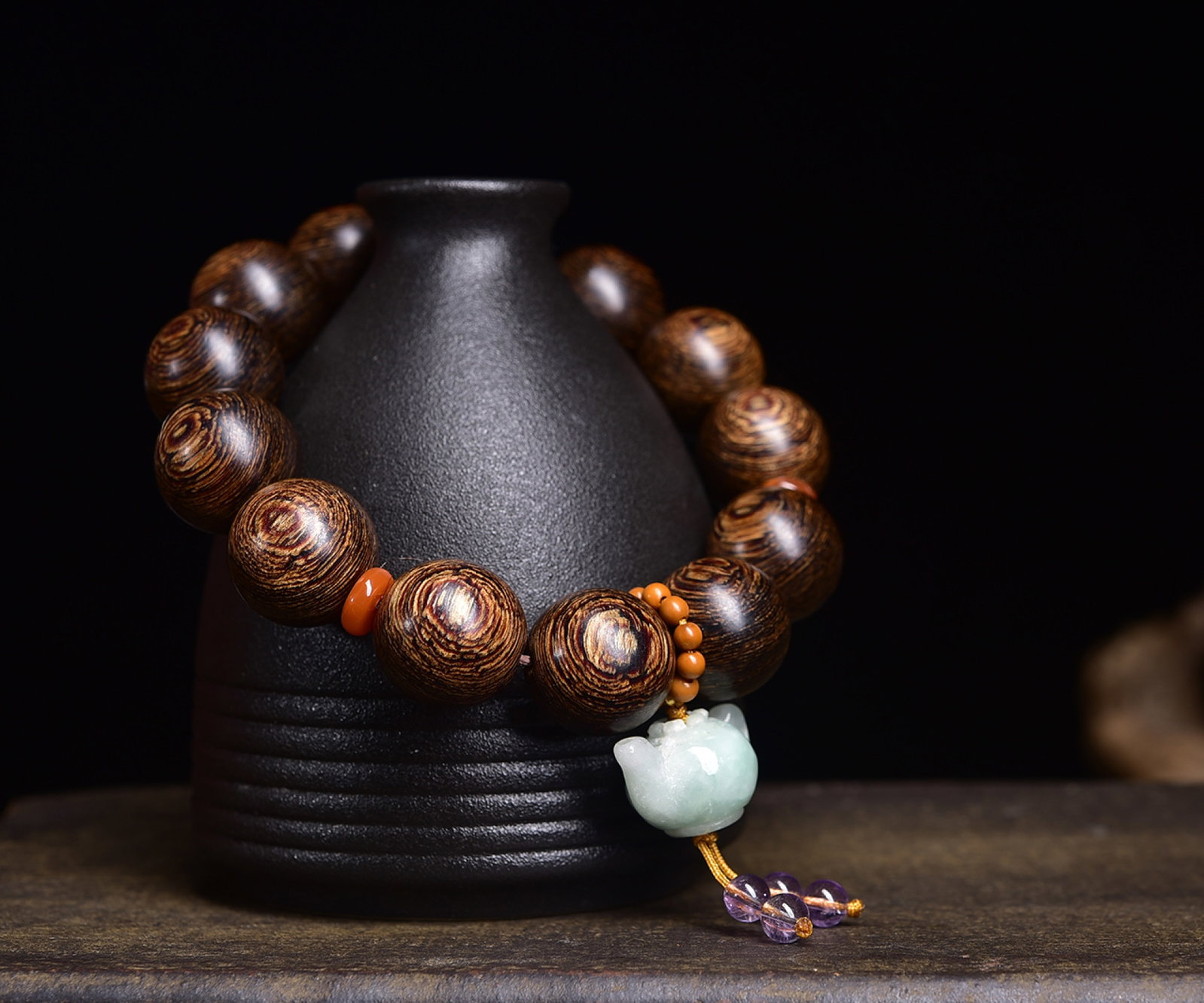 An Exquisite Eaglewood Bracelets - 6