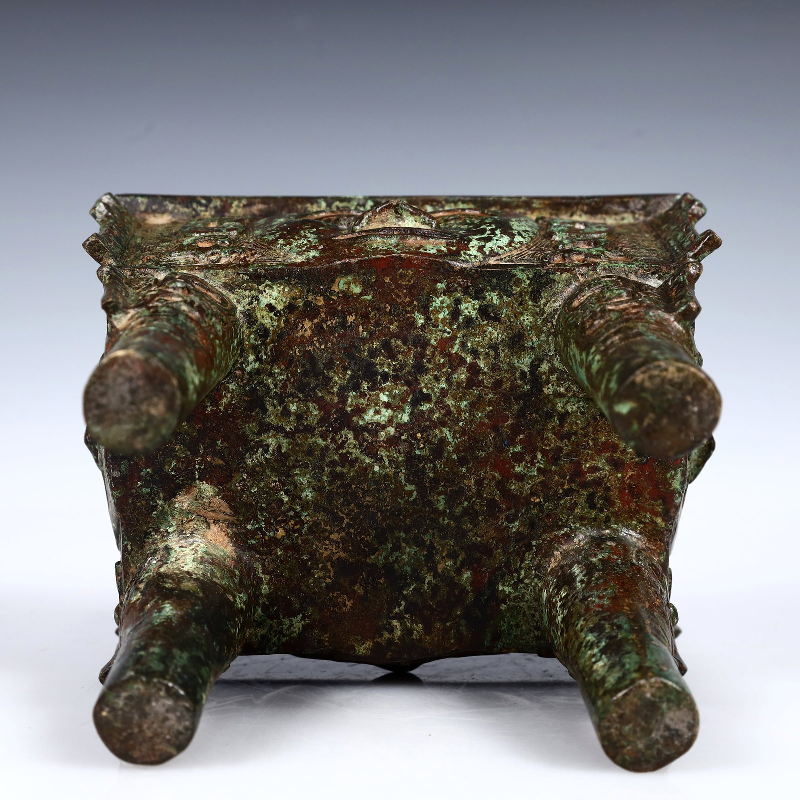 A Rare Bronze Human-Face Pattern Ding - 9