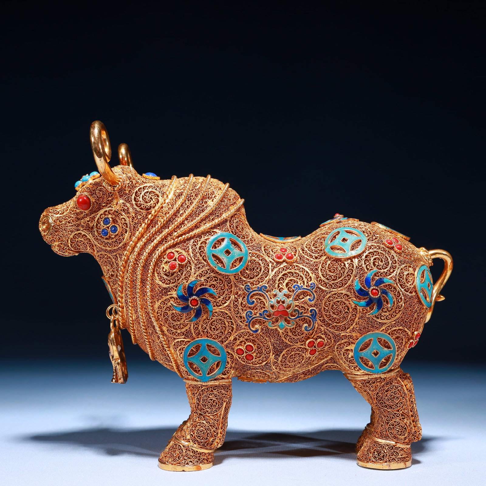An Exquisite Filigree and Gilding Flower Pattern Buffalo Ornament,Inlaid Gems: An Exquisite Filigree and Gilding Flower Pattern Buffalo Ornament,Inlaid Gems,Qing Dynasty,China,Qianlong Four-character Mark,Size:9.1inx2.8inx7.5in,Weight:750g