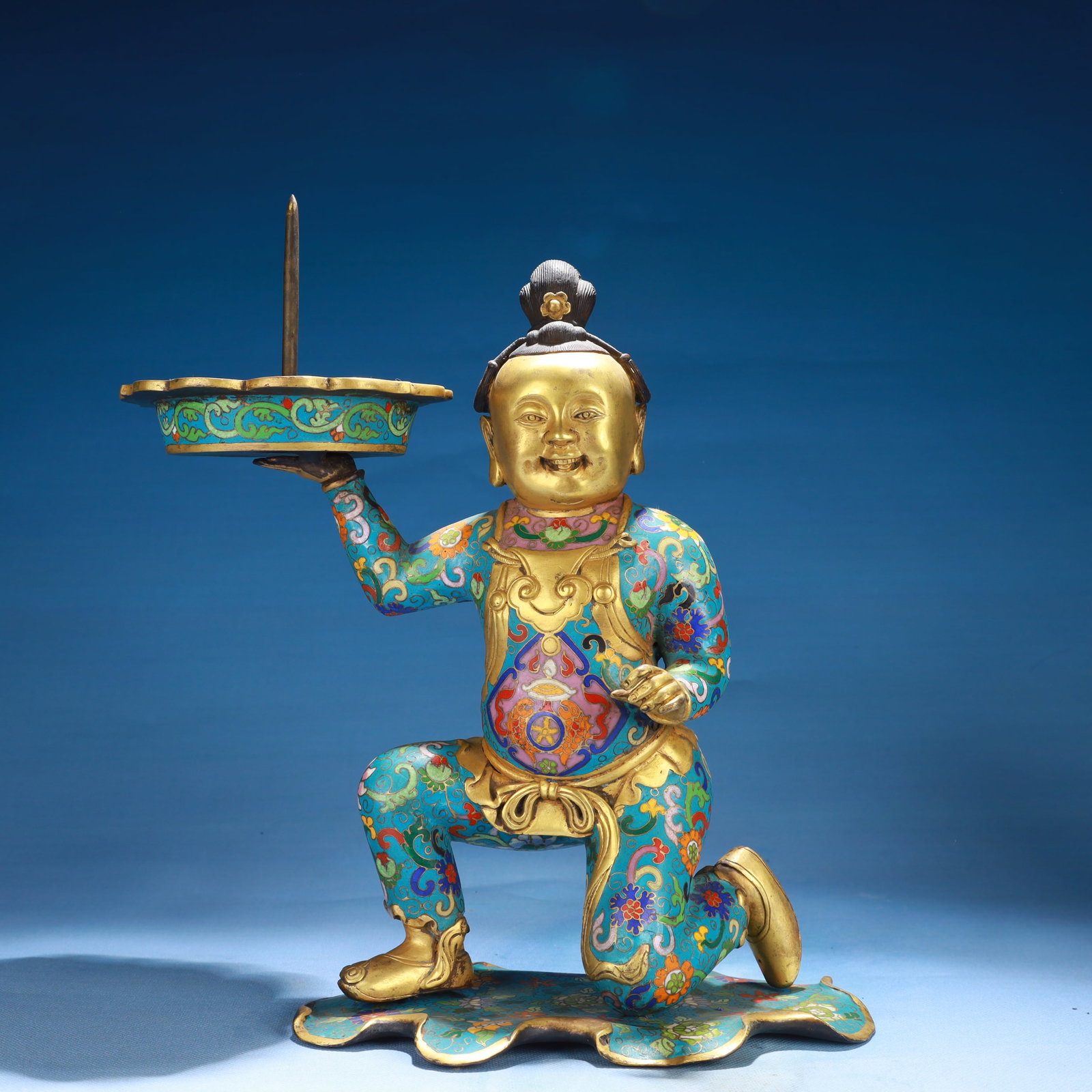 An Exquisite Cloisonne Lotus Pattern Figure Ornament: An Exquisite Cloisonne Lotus Pattern Figure Ornament,Qing Dynasty,China,Size:8.3inx5.1inx11.8in,Weight:3600g