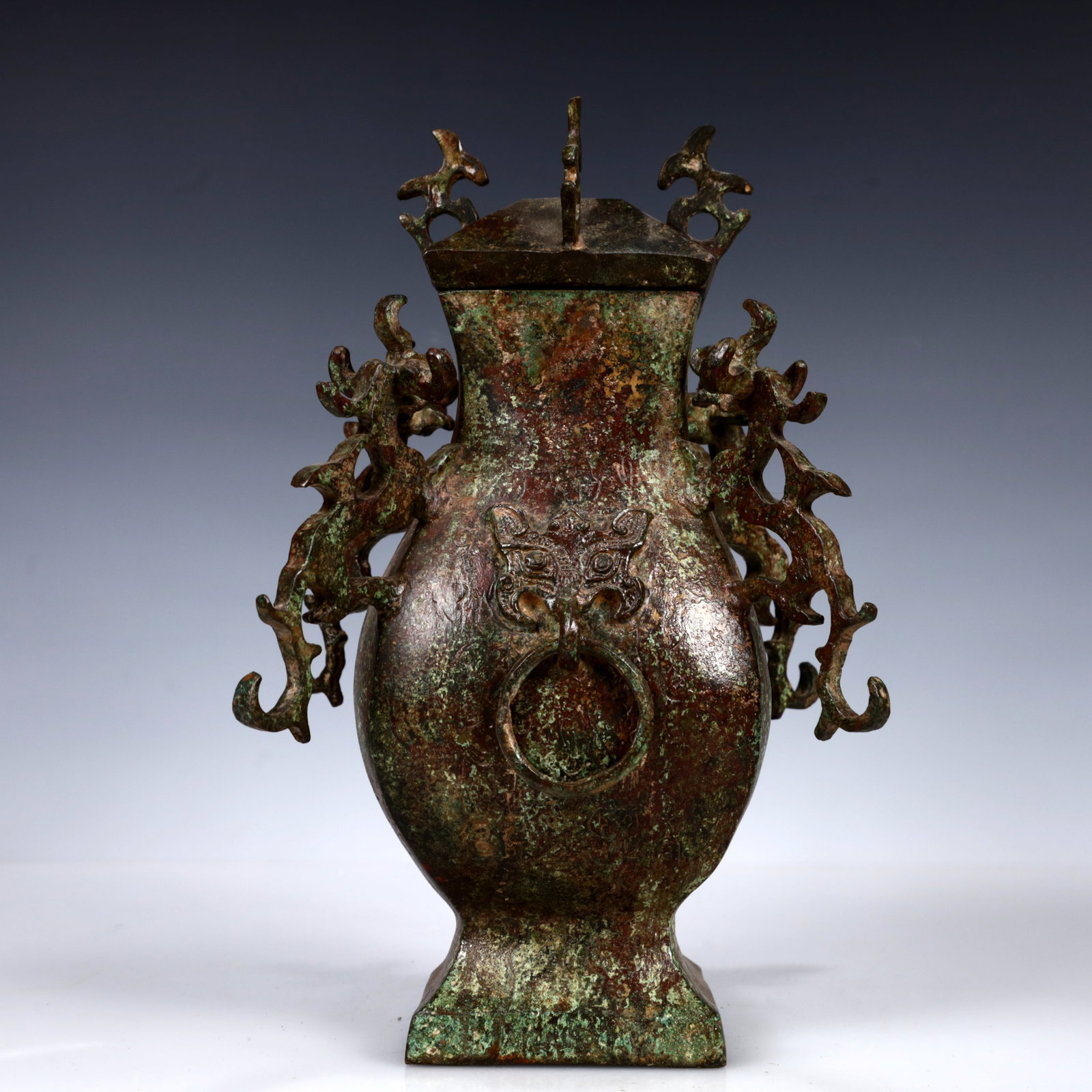A Rare Bronze Beast-Ears Vase,With Inscription: A Rare Bronze Beast-Ears Vase,With Inscription,the Spring and Autumn in Period in China,Size:7.1inx11in,Weight:2550g 青铜兽耳瓶,带铭文,中国&