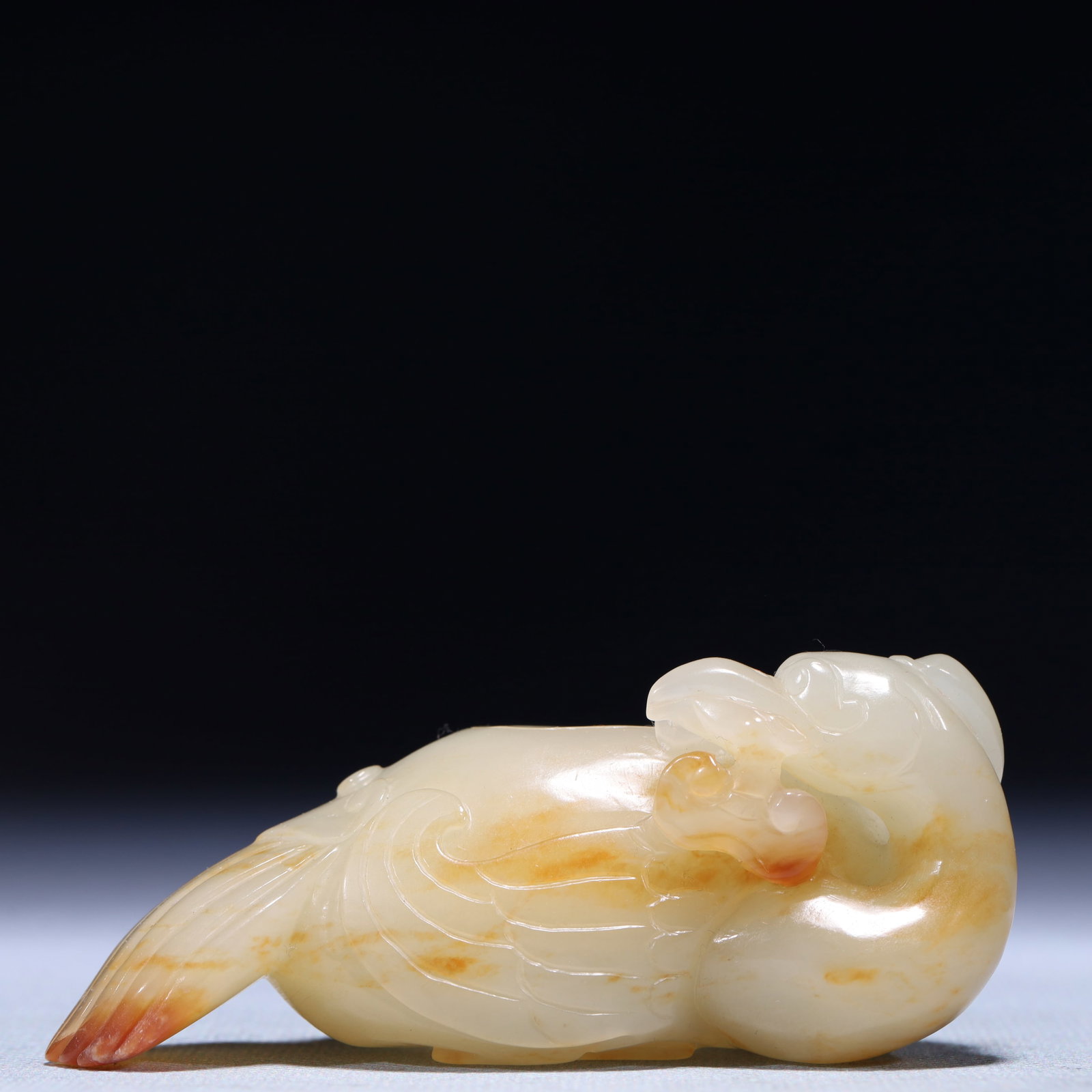 An Exquisite White Jade Phoenix Brush Washer: An Exquisite White Jade Phoenix Brush Washer,Qing Dynasty,China,Size:3.7inx1.8inx1.6in,Weight:150.6g 白玉凤笔洗,中国清代