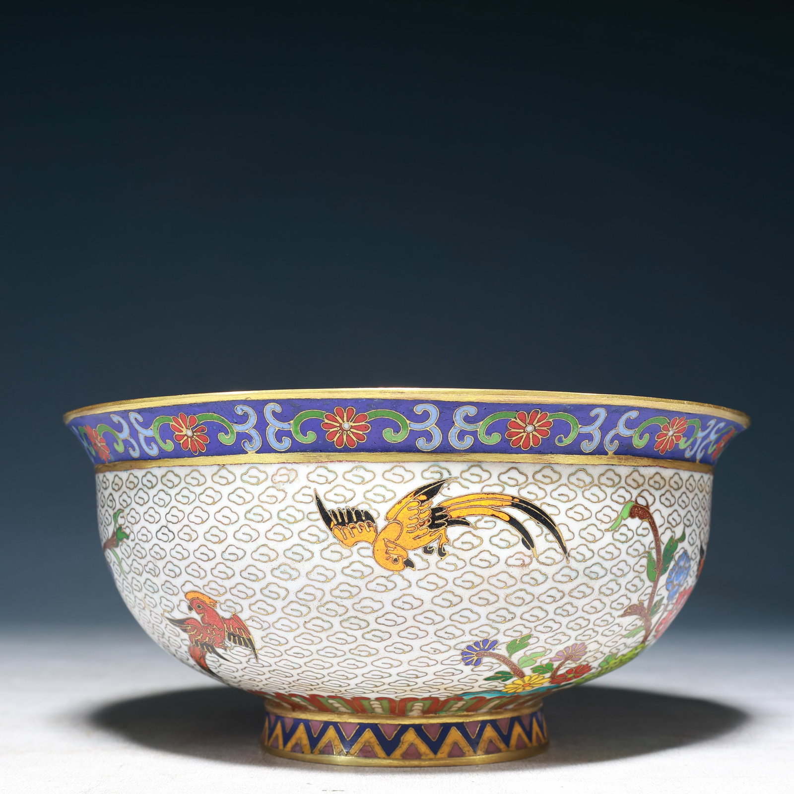 An Exquisite Cloisonne Flower and Bird Pattern Bowl: An Exquisite Cloisonne Flower and Bird Pattern Bowl,Qing Dynasty, China,Qianlong Four-character Mark,Size:7.7inx3.7in,Weight:1950g 景泰蓝花鸟纹碗,中