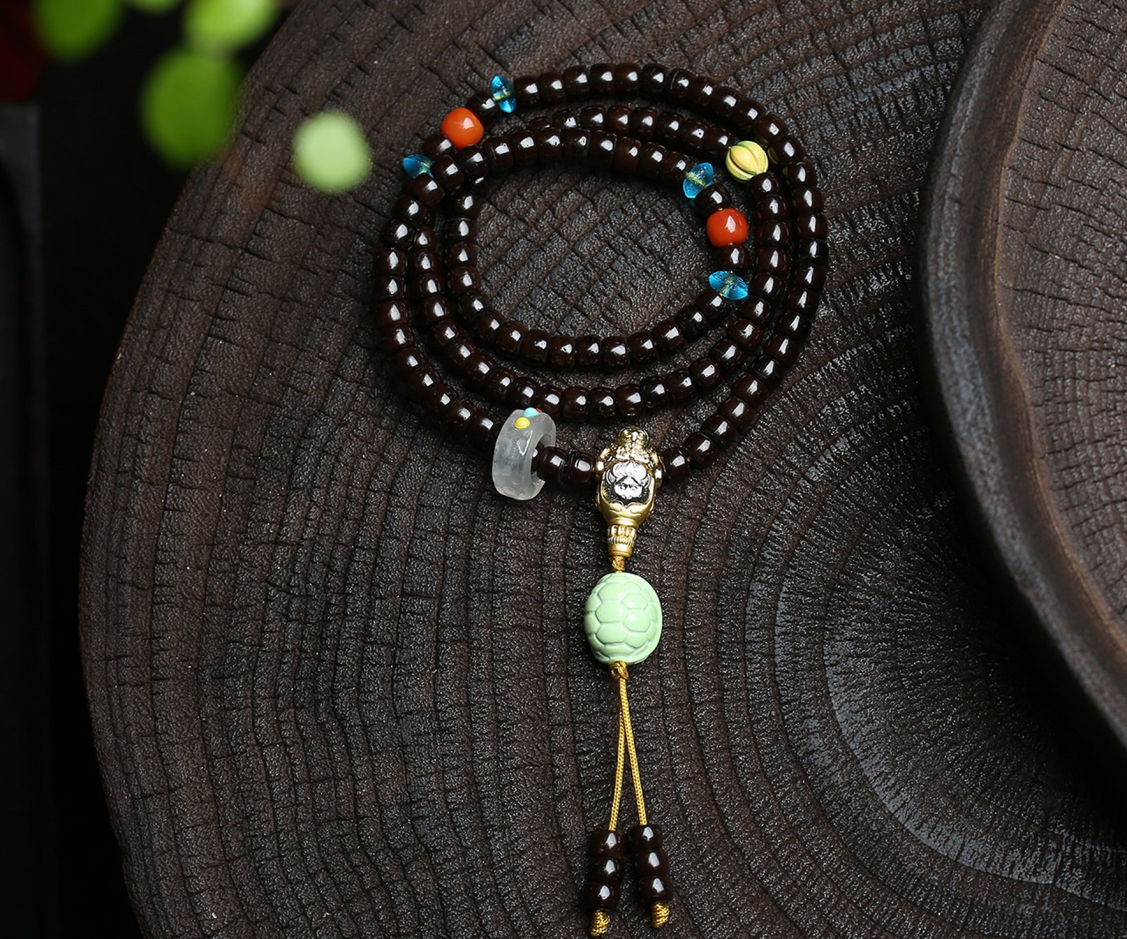 An Exquisite Coconut shell Bracelets,With Turquoise (1 of 6)