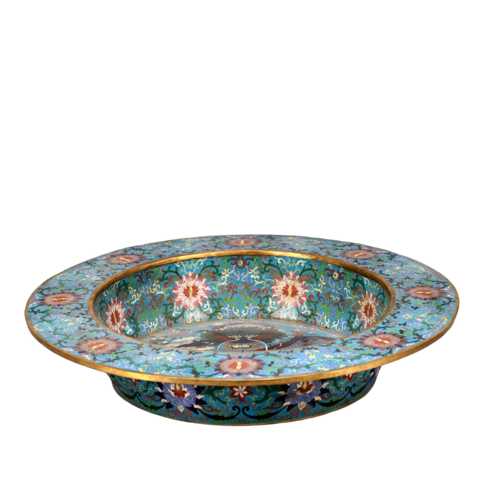 A Exquisite Cloisonne Lotus Pattern Dragon Pattern Box: A Exquisite Cloisonne Lotus Pattern Dragon Pattern Box , Qing Dynasty, China Qianlong Four-character Mark , Size:20.9inx20.9inx3.9in Weight:5550g 景泰蓝缠枝莲ಬ