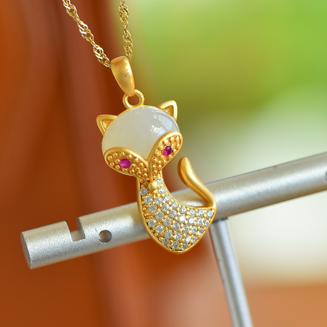 A Pair of Exquisite Sterling Silver-Gold Plated Inlaid White Jade Jewelry,Inlaid Diamond: A Pair of Exquisite Sterling Silver-Gold Plated Inlaid White Jade Jewelry,Inlaid Diamond,Size:(Necklace)10mmx12mm,(Earrings)6mmx8mm