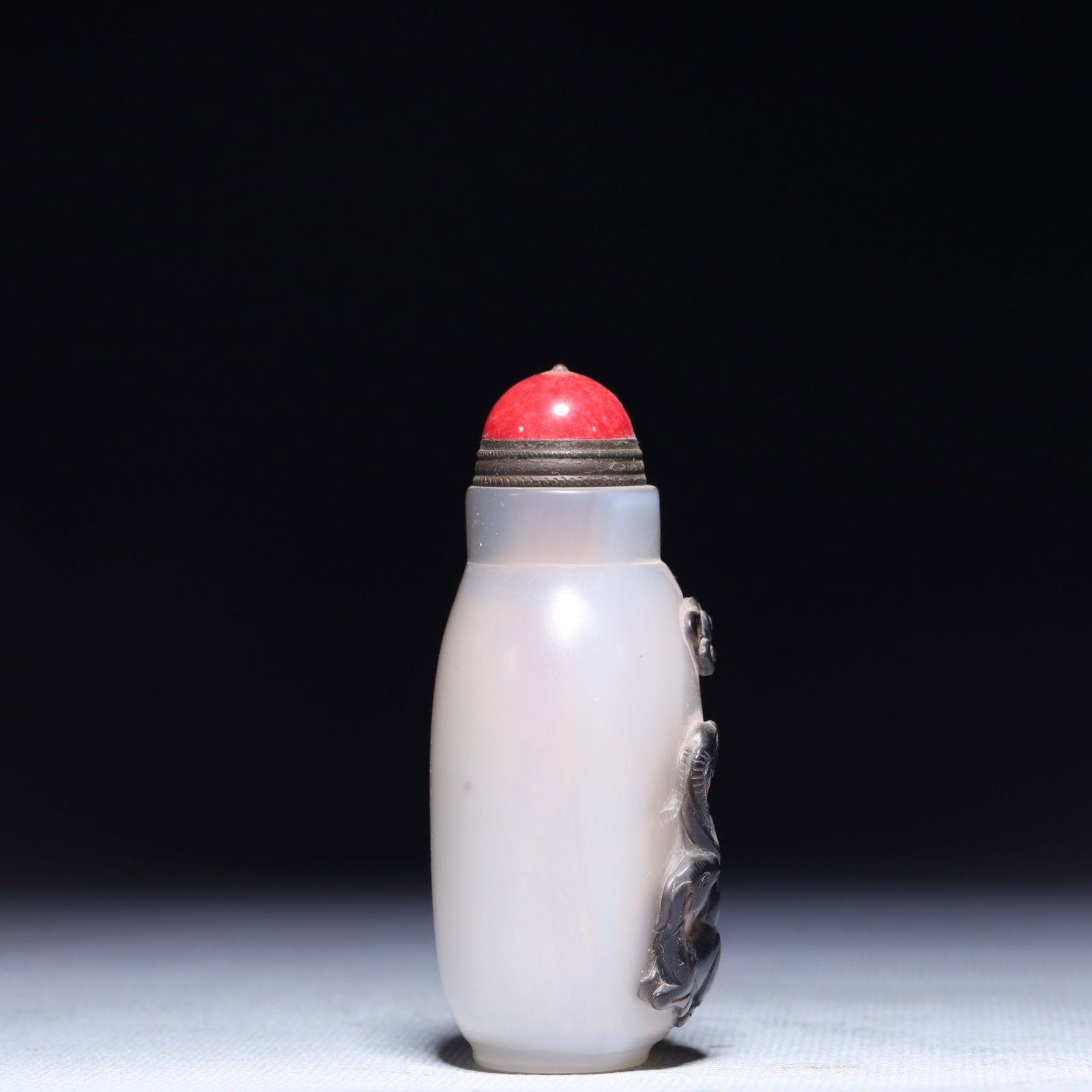 An Exquisite Agate Sheep Pattern Snuff Bottle - 4
