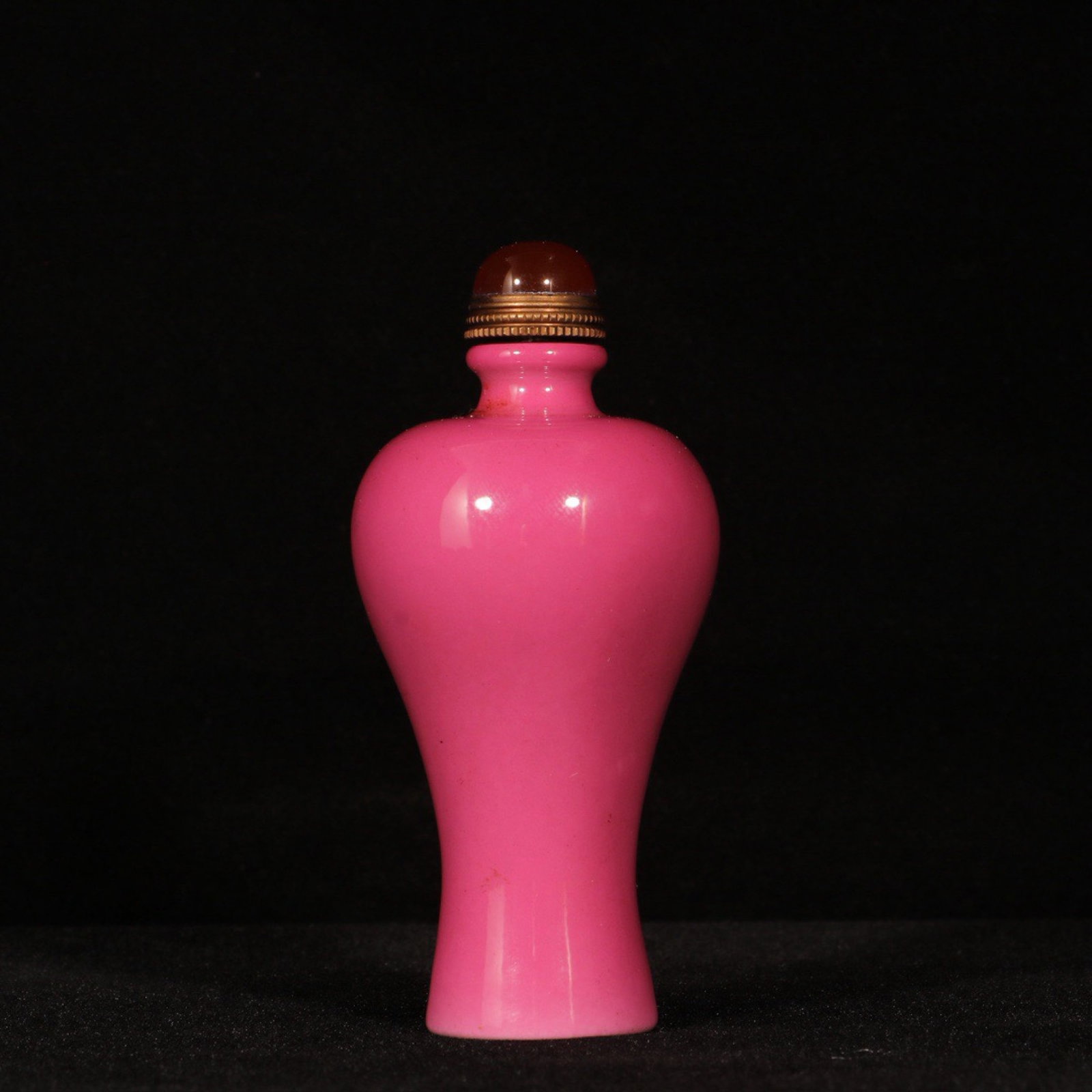 An Exquisite Ruby Red-Glazed Snuff Bottle - 6