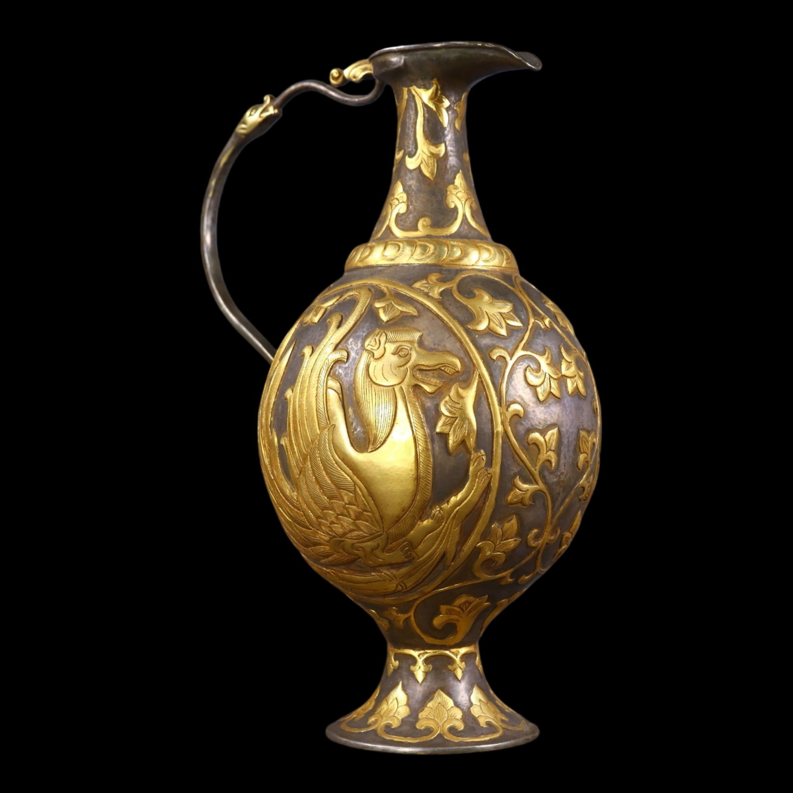 An Exquisite Gilt Beast Pattern Ewer - 4