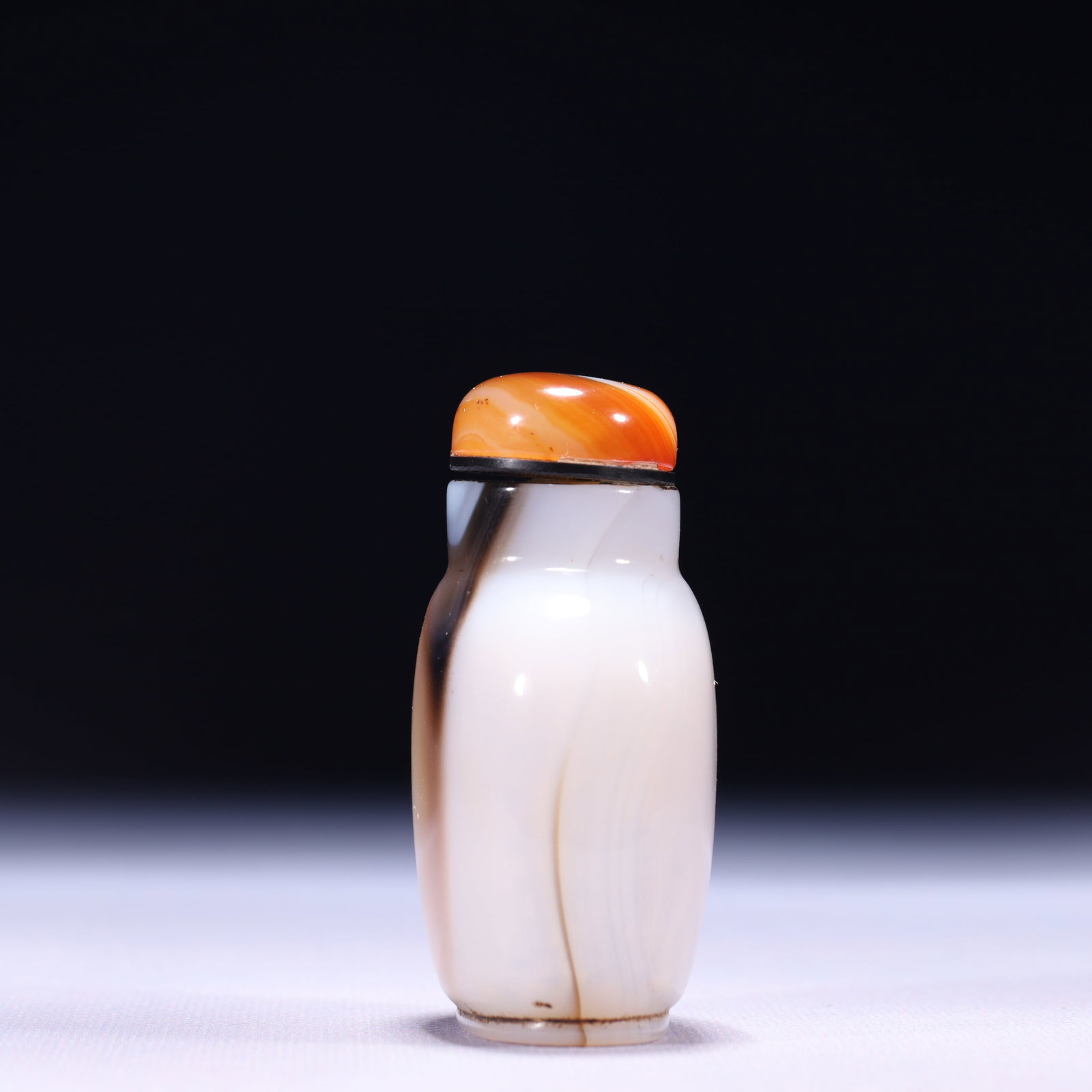 An Exquisite Agate Snuff Bottle - 3