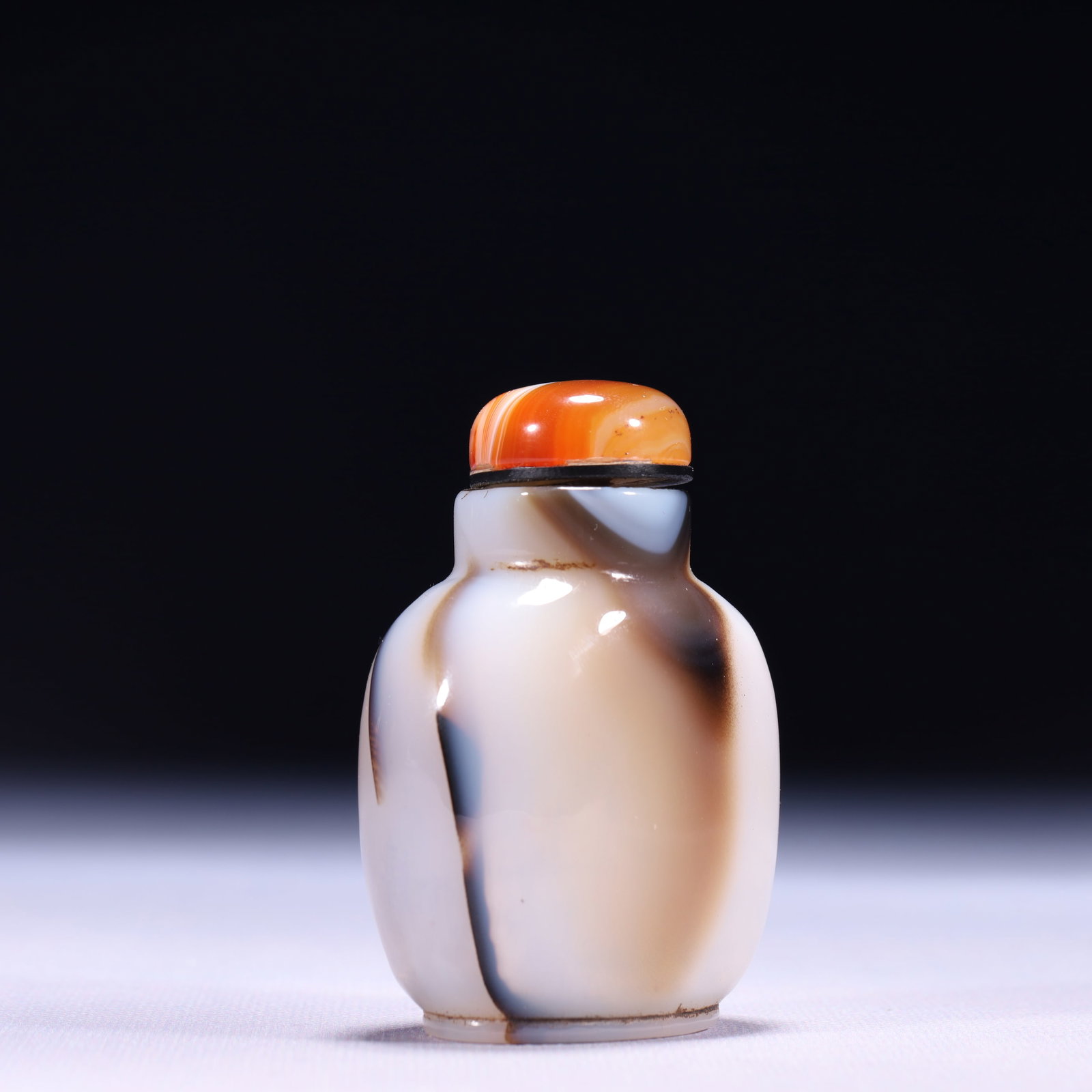 An Exquisite Agate Snuff Bottle - 4
