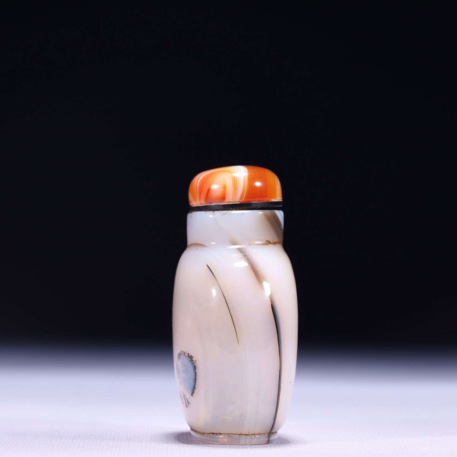 An Exquisite Agate Snuff Bottle - 5