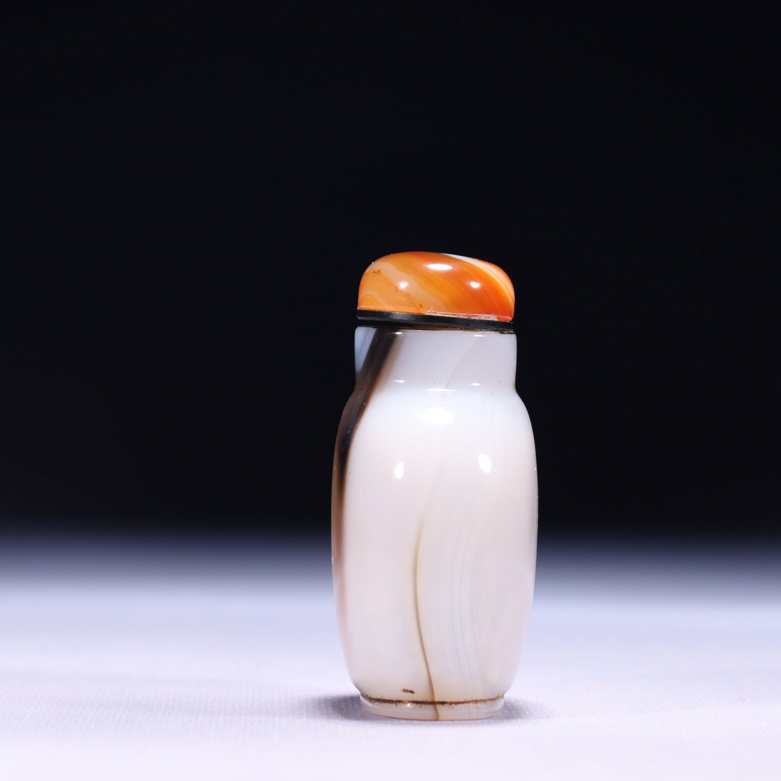 An Exquisite Agate Snuff Bottle - 9