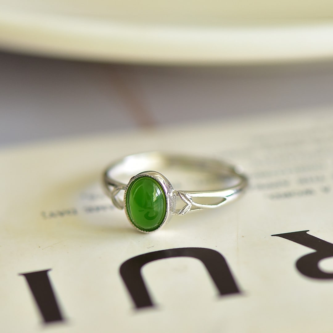 An Exquisite Sterling Silver Inlaid Jasper Ring - 4