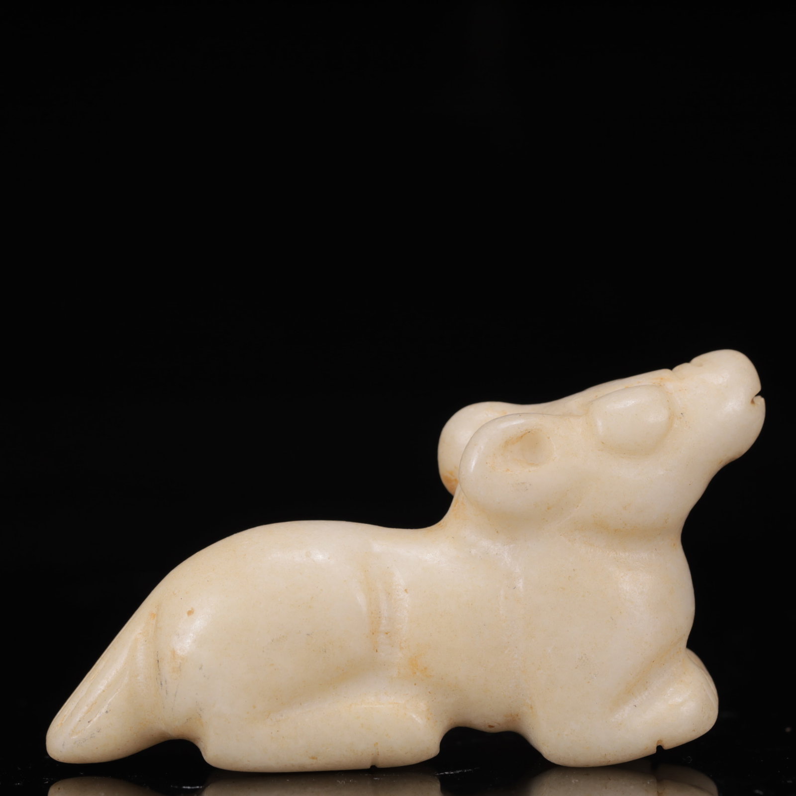 An Archaic Hongshan Culture White Jade Dog Pendant: An Archaic Hongshan Culture White Jade Dog Pendant,Ancient Time,China,Size:3.1inx0.8inx1.6in,Weight:78g 红山文化白玉狗挂件,新石器