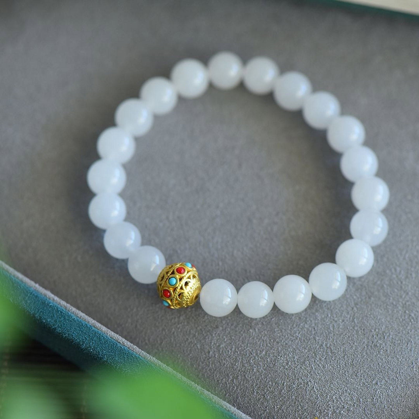 An Exquisite White Jade Bracelets - 3