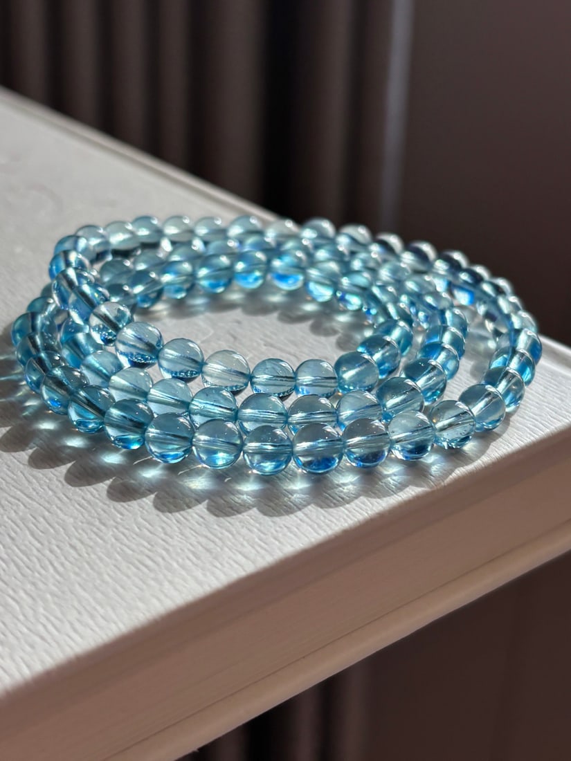 An Exquisite Aquamarine Bracelets: An Exquisite Aquamarine Bracelets,Size:6.7mm,Weight:34.7g 海蓝宝手串