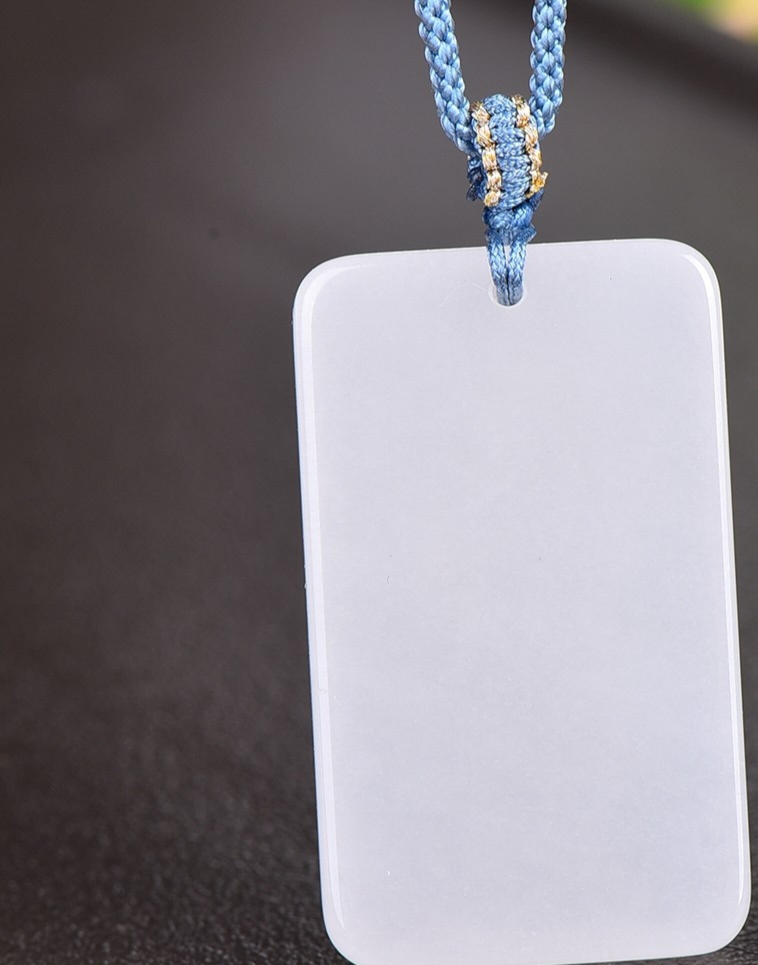 An Exquisite White Jade Pendant: An Exquisite White Jade Pendant,Size:25mmx42mm 白玉挂件