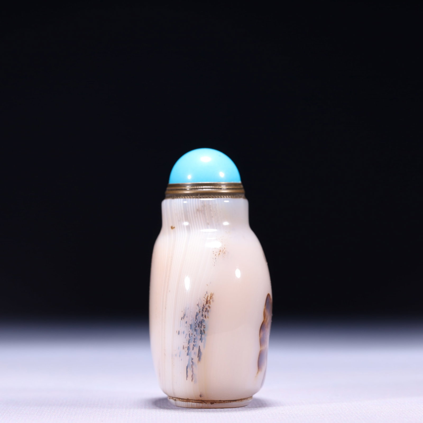 An Exquisite Agate Snuff Bottle - 4