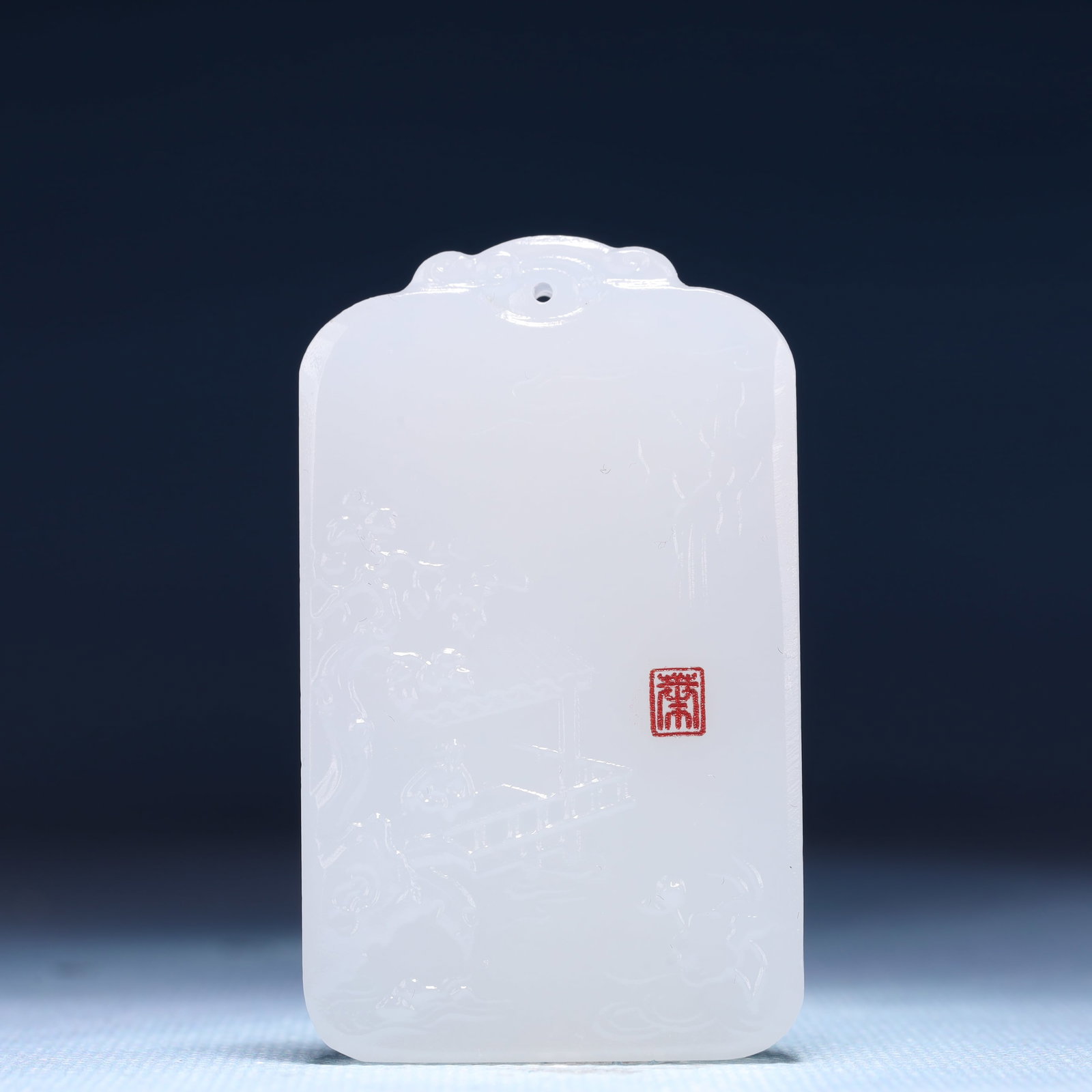 An Exquisite White Jade Landscape and Figure Pattern Pendant: An Exquisite White Jade Landscape and Figure Pattern Pendant,Size:1.6inx0.4inx2.4in,Weight:45g 白玉山水人物纹牌