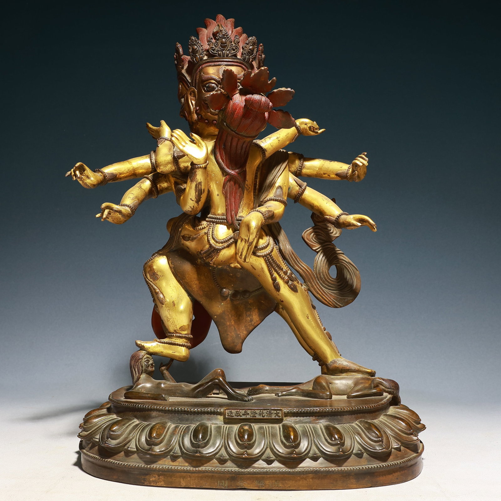 A Solemn Gilt Bronze Statue of Chakrasamvara: A Solemn Gilt Bronze Statue of Chakrasamvara,Qing Dynasty,China,Qianlong Mark,Size:14.2inx7.9inx19.7in,Weight:14550g 铜鎏金胜乐金刚像,中国&#