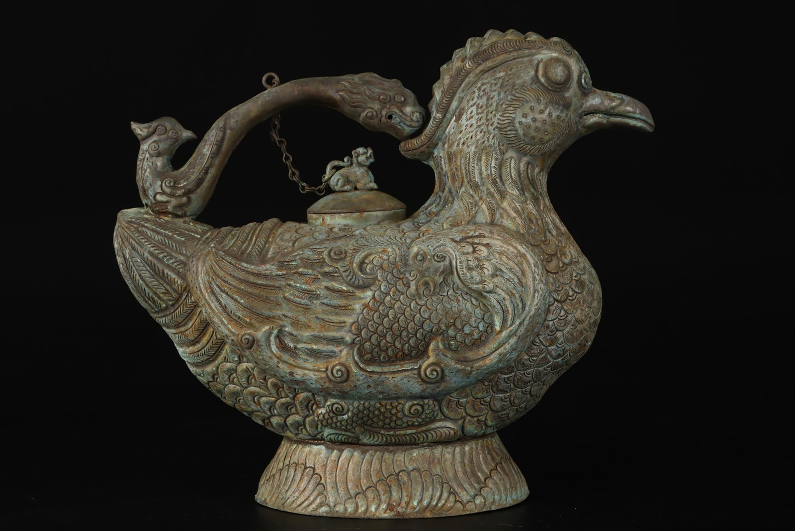 An Exquisite Silver Bird Loop-Handled Pot: An Exquisite Silver Bird Loop-Handled Pot,Qing Dynasty,China,Size:7.5inx8.7in,Weight:580g 银鸟提梁壶,中国清代