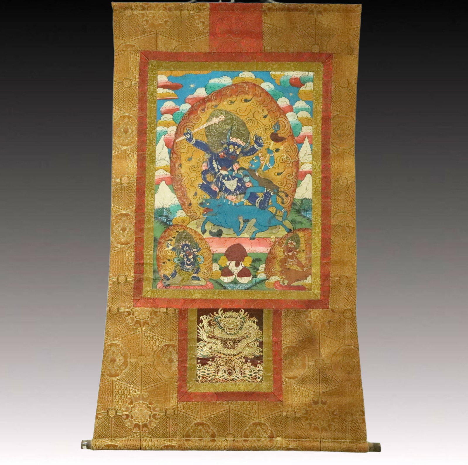 A Rare Brocade Painted Color Statue of Vajra Tangka: A Rare Brocade Painted Color Statue of Vajra Tangka,Qing Dynasty, China,Size:35inx57.9in 织锦彩绘金刚像唐卡,中国清代
