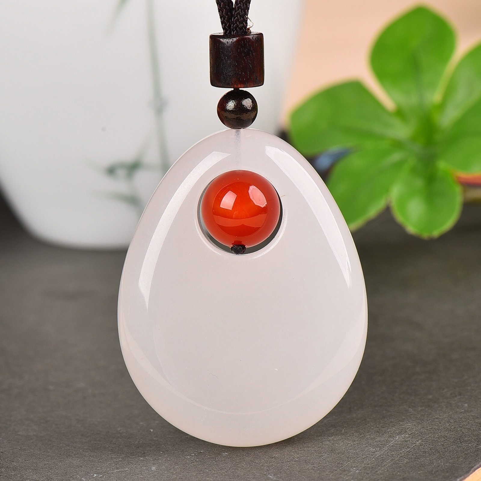 An Exquisite White Jade Pendant: An Exquisite White Jade Pendant,Size:39mmx50mm 白玉挂件