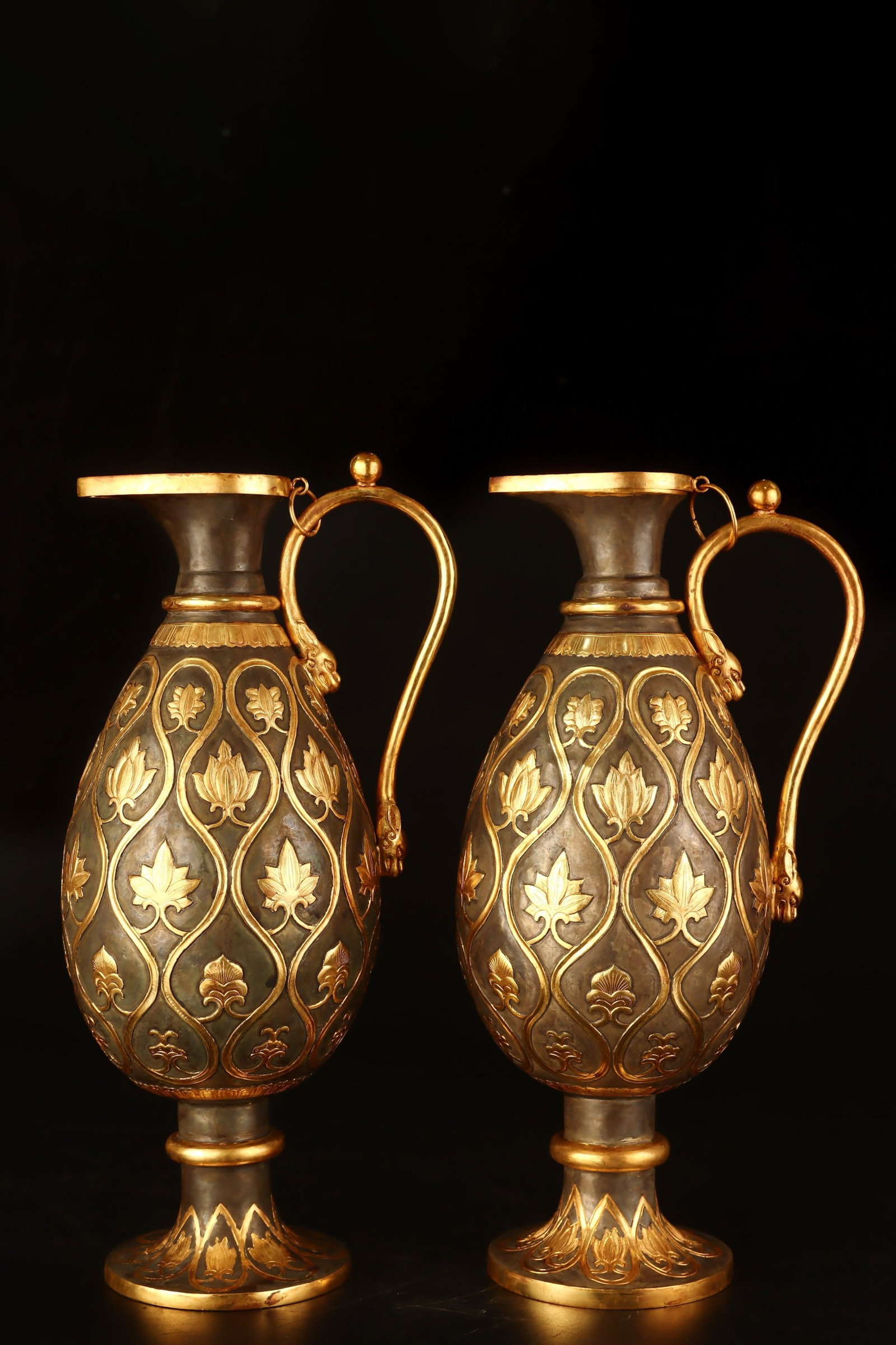 A Pair of Rare Gilt Bronze Flower Pattern Vases: A Pair of Rare Gilt Bronze Flower Pattern Vases,Qing Dynasty,China,Size:12.6inx6.3inx4.9in,Total Weight:2070g 一对铜鎏金花卉纹瓶,中国&