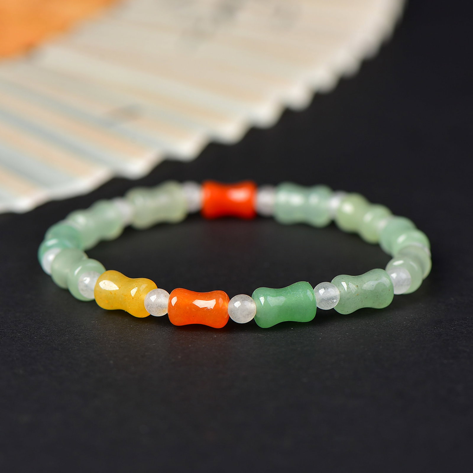 An Exquisite Greenish Jade Bracelets: An Exquisite Greenish Jade Bracelets,Size:6mmx9mm 青玉手串