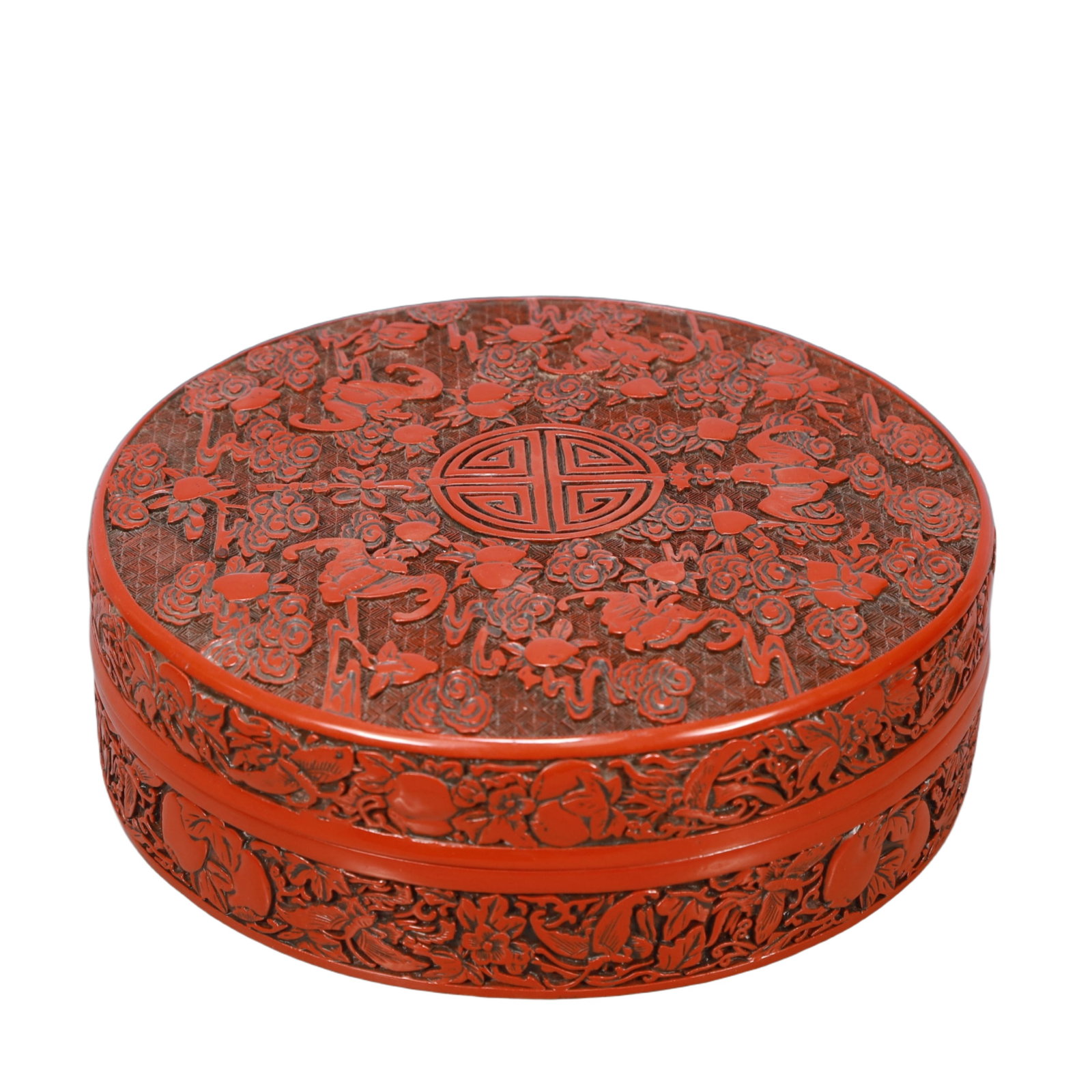 An Exquisite Carved Red Lacquer Bats and Peach Pattern Cover Box: An Exquisite Carved Red Lacquer Bats and Peach Pattern Cover Box,Qing Dynasty, China,Qianlong Six-character Mark,Size:10inx3.1in,Weight:1750g 剔红漆器福寿纹&#